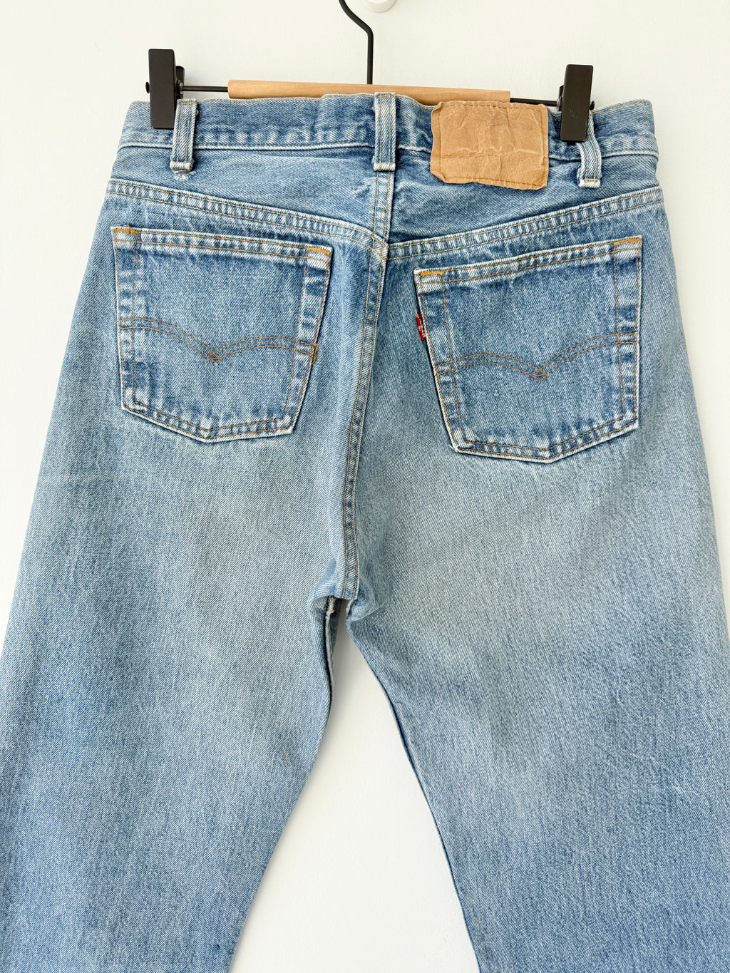 W28 L26 vintage Levis 501 26/28” measured medium faded blue denim 80s Levi’s USA 501s