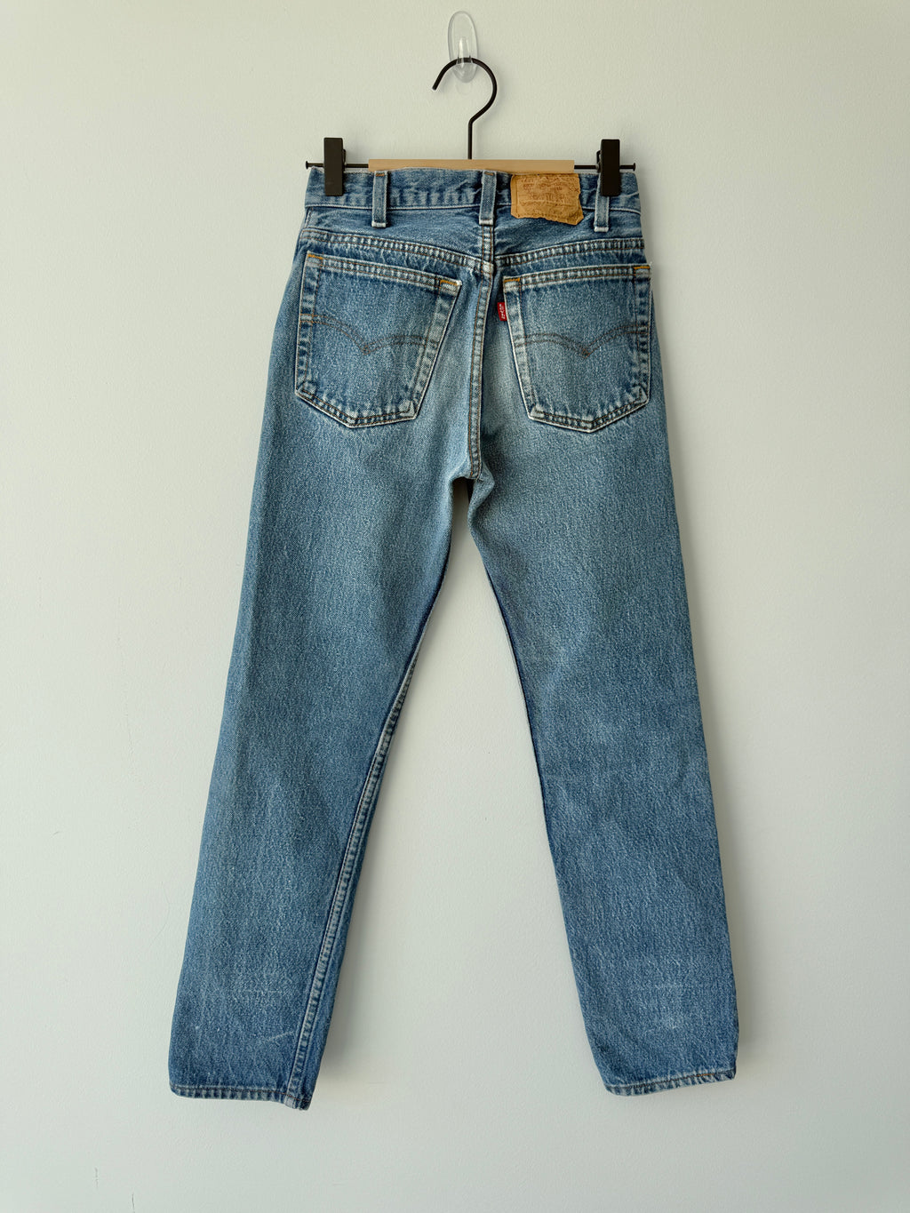W23 L26 vintage Levis 701s 22/23” measured dark blue 701s 80s USA