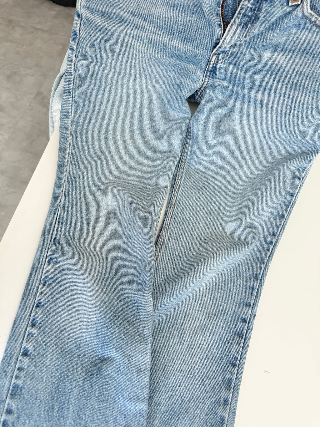 W24 L31 vintage Levis 517 26” measured medium faded blue denim Levi’s 517s