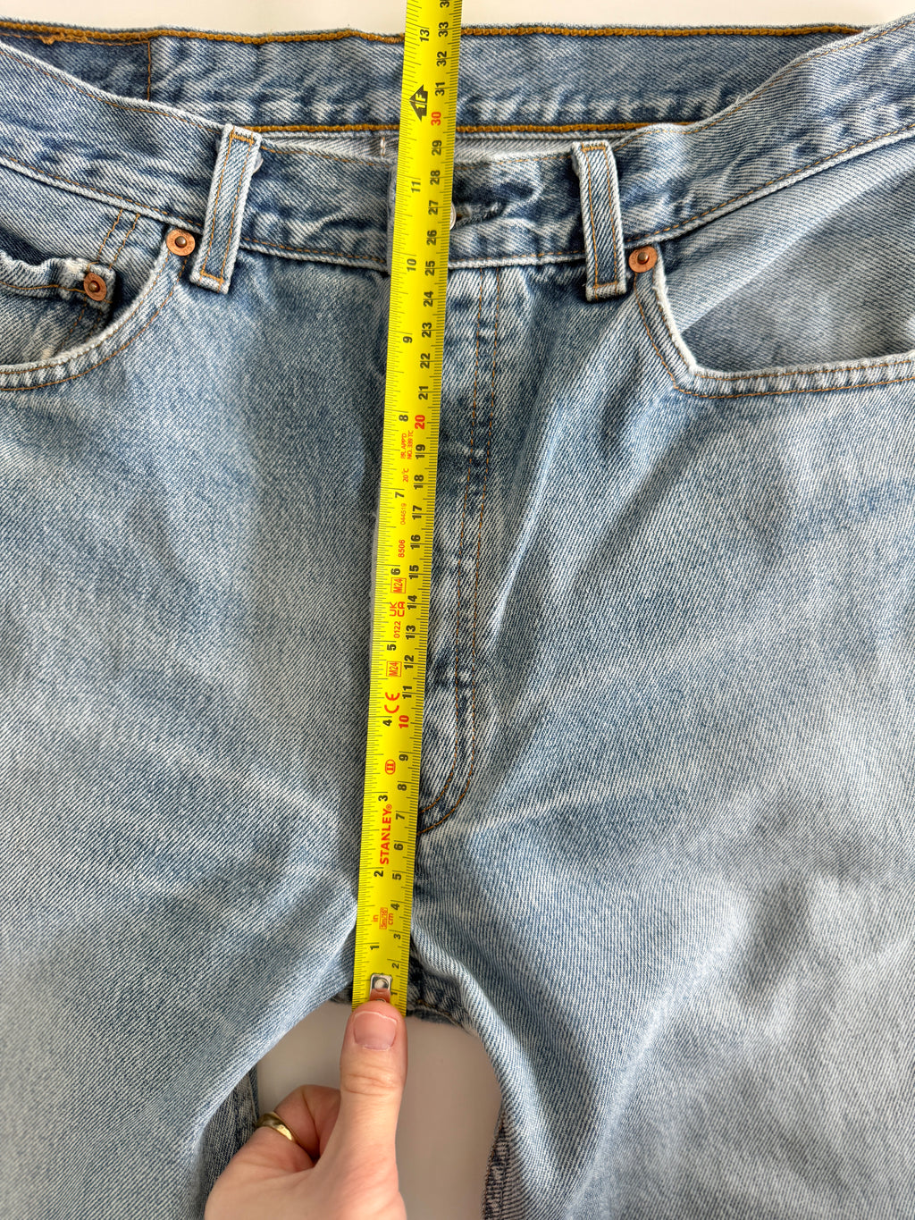 W30 L29 vintage Levis 501 29/30” measured unique faded blue denim 90s Levi’s 501s