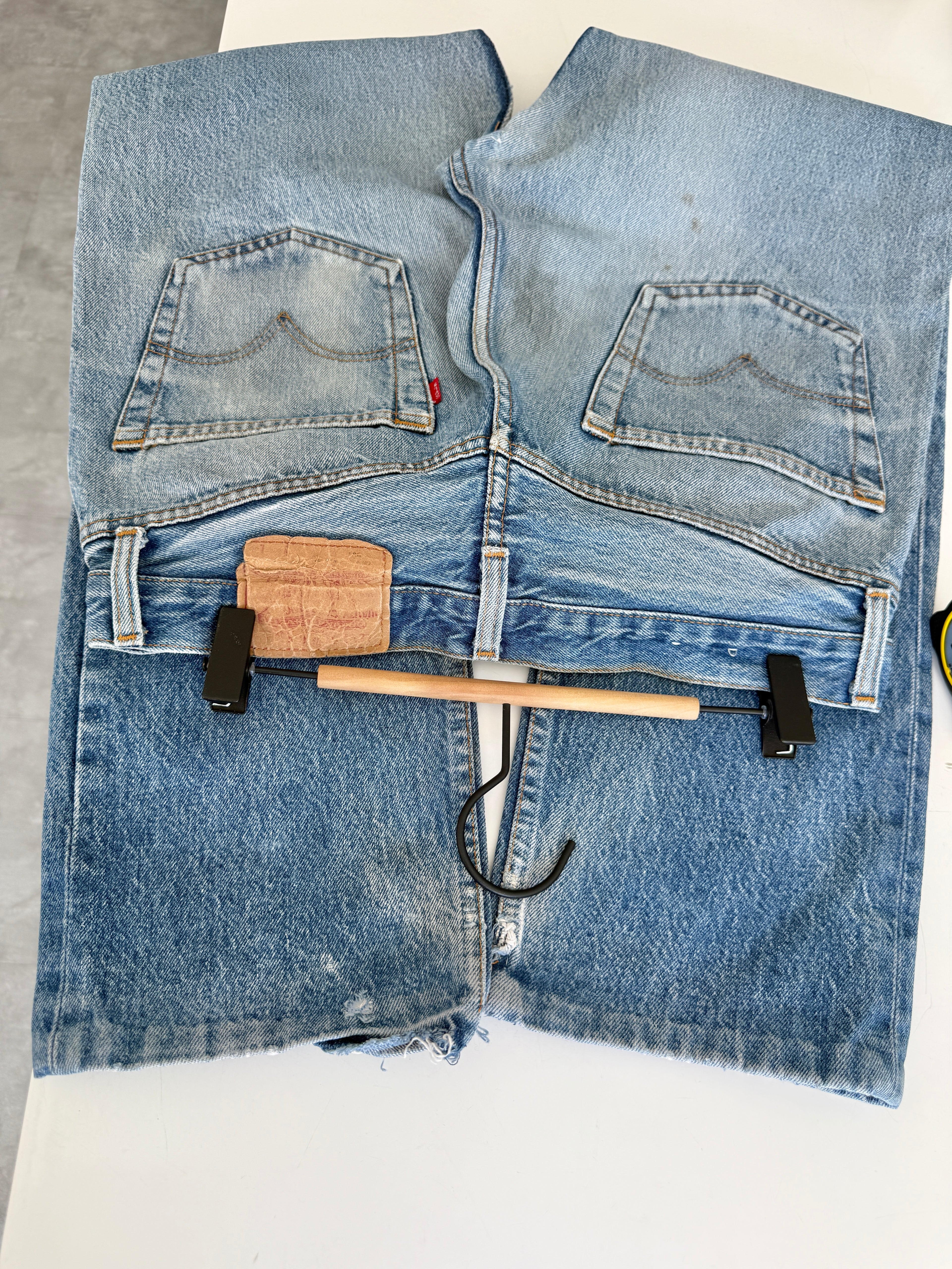 W30 L31 vintage Levis 501 29/30” measured waist medium faded blue 80s 501s