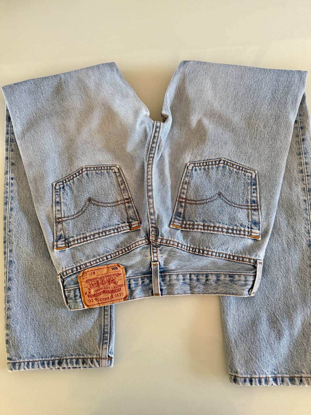 W25 L29 vintage Levis 501 24-25” light blue 90s Levi’s 501s