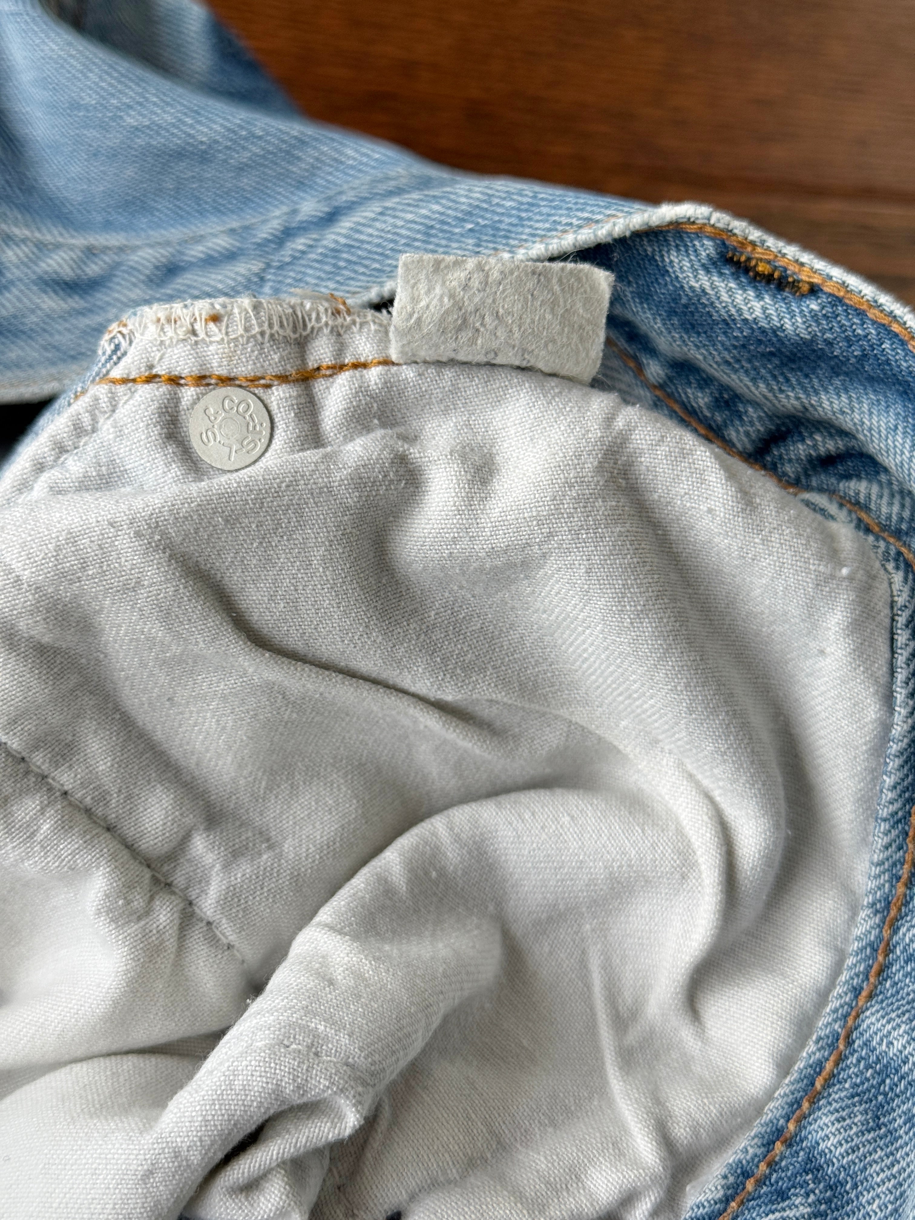 Selvedge W30 L33 vintage Levis 501 29/30” measured light faded blue denim 80’s 501s USA selvedge denim