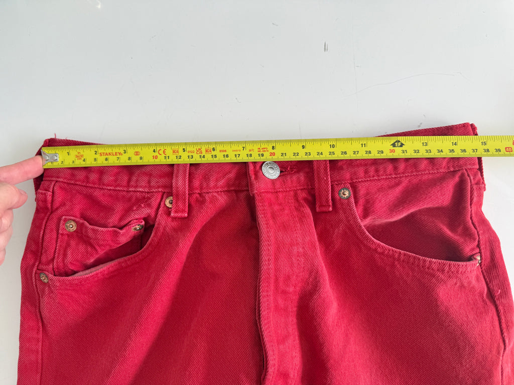 W29 L32 vintage Levis 501 28/29” measured waist red 90s 501s