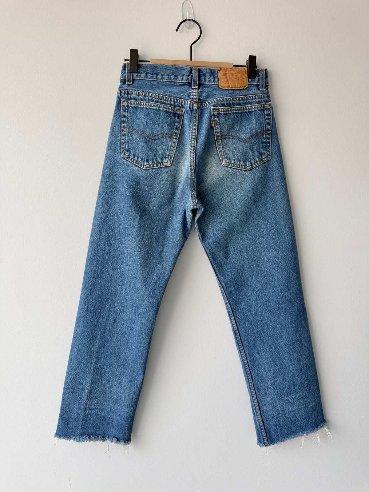 W27 L27 vintage Levis 701 0117 dark faded blue 29/30” measured waist 701 0117s 80s USA