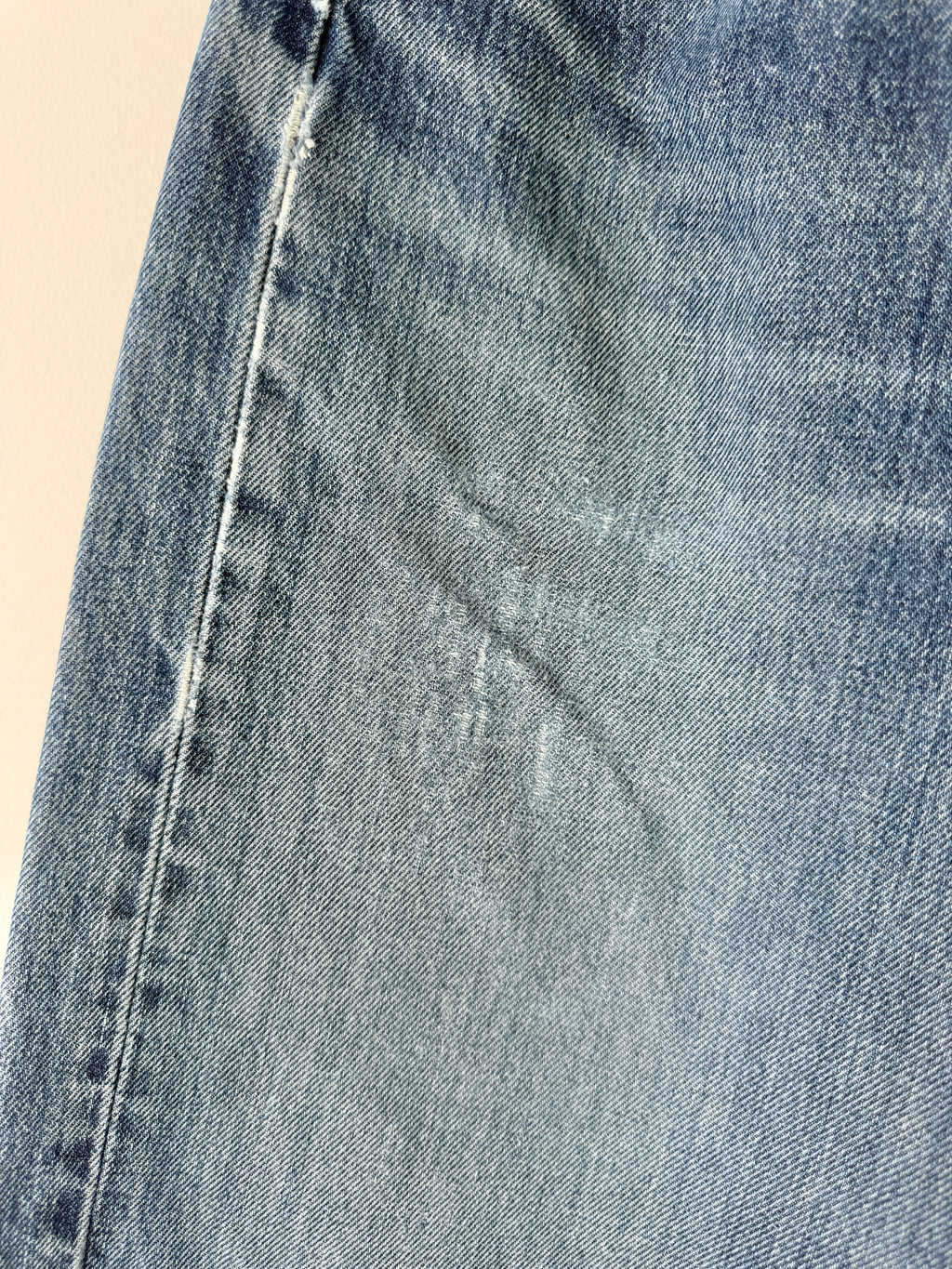 W29 L28 vintage Levis 501s 28/29” measured waist indigo faded blue Y2K  501s