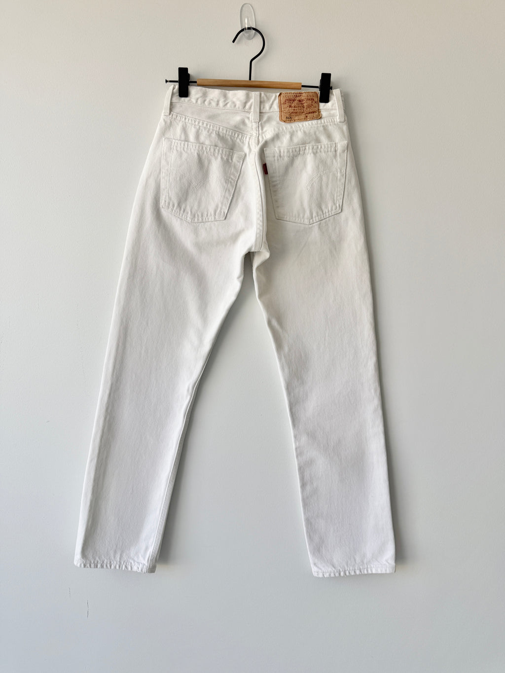 W24 L28 vintage Levis 501 23/24” measured waist white 501s 90s denim