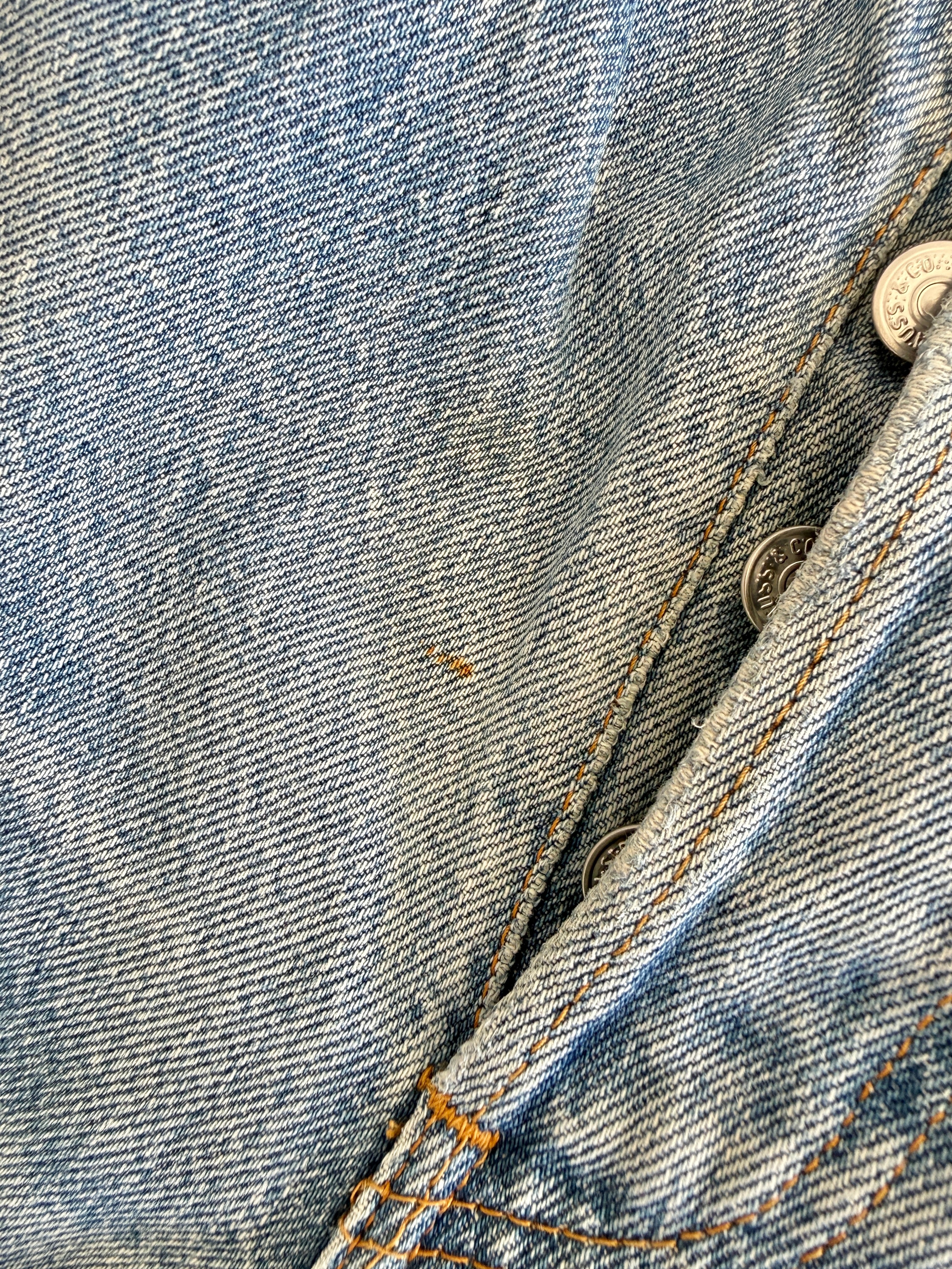 W30 L31 vintage Levis 501 29/30” measured waist medium faded blue 80s 501s