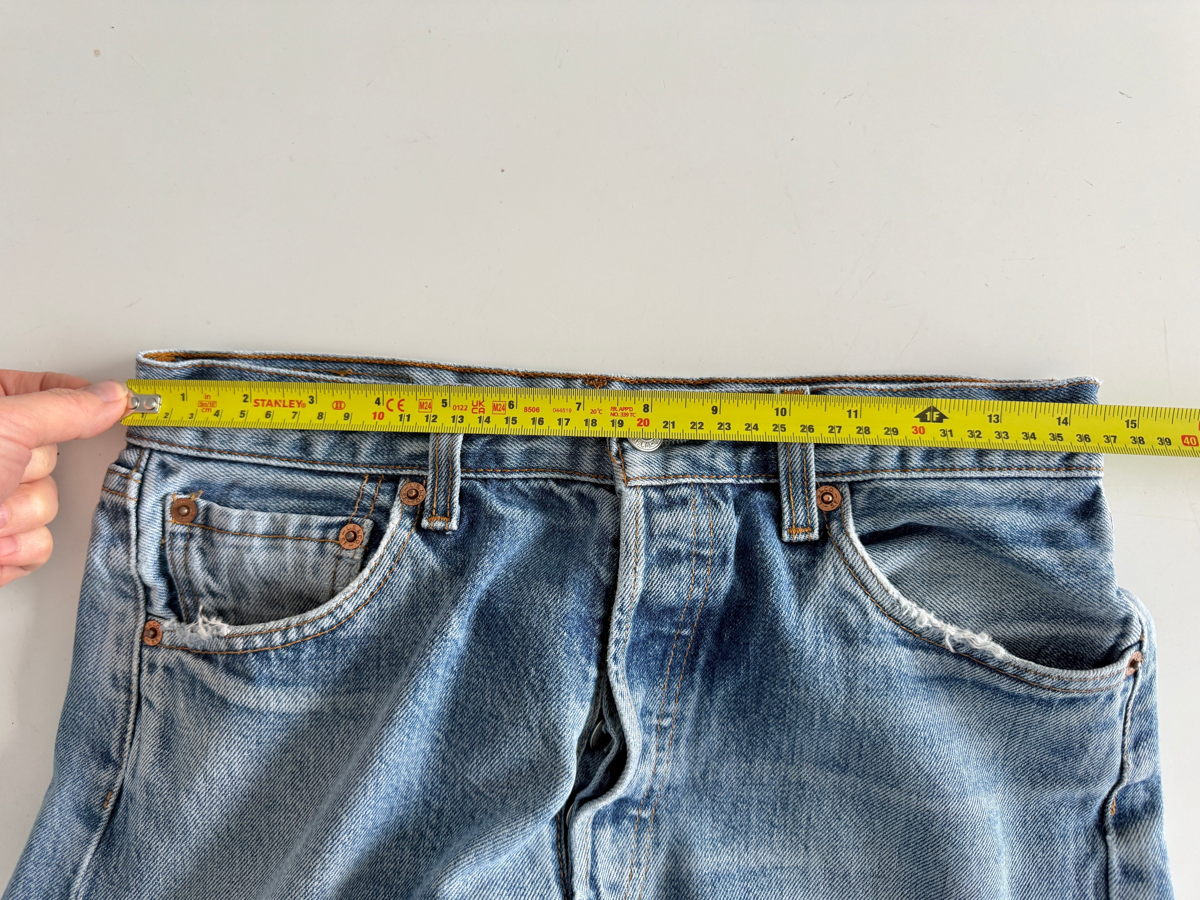 W28 L30 vintage Levis 501 27/28” measured waist dark faded blue 501s amazing fade 90s denim