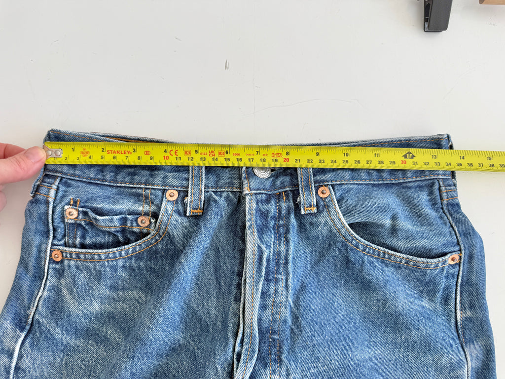 W27 L29 vintage Levis 501s 26/27” darker faded blue Levi’s 501s faded whiskers