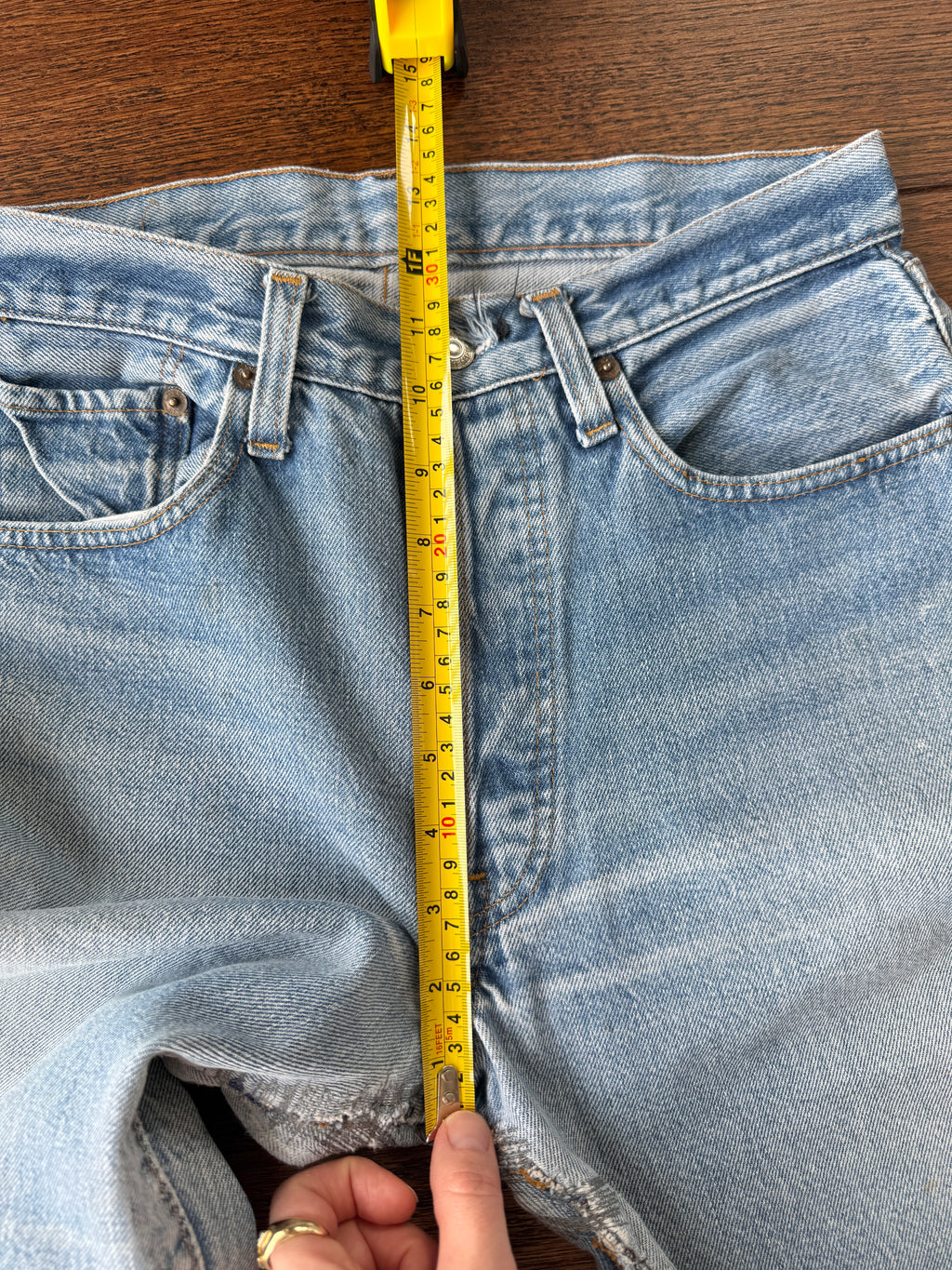 Selvedge W30 L33 vintage Levis 501 29/30” measured light faded blue denim 80’s 501s USA selvedge denim