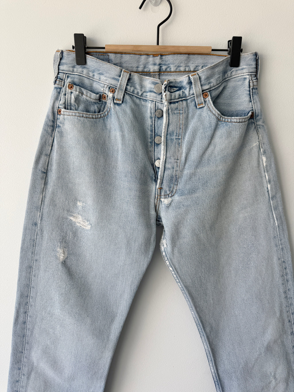 Soft W28 L30 vintage Levis 501s 28” measured light blue 501s 90s USA  distressed