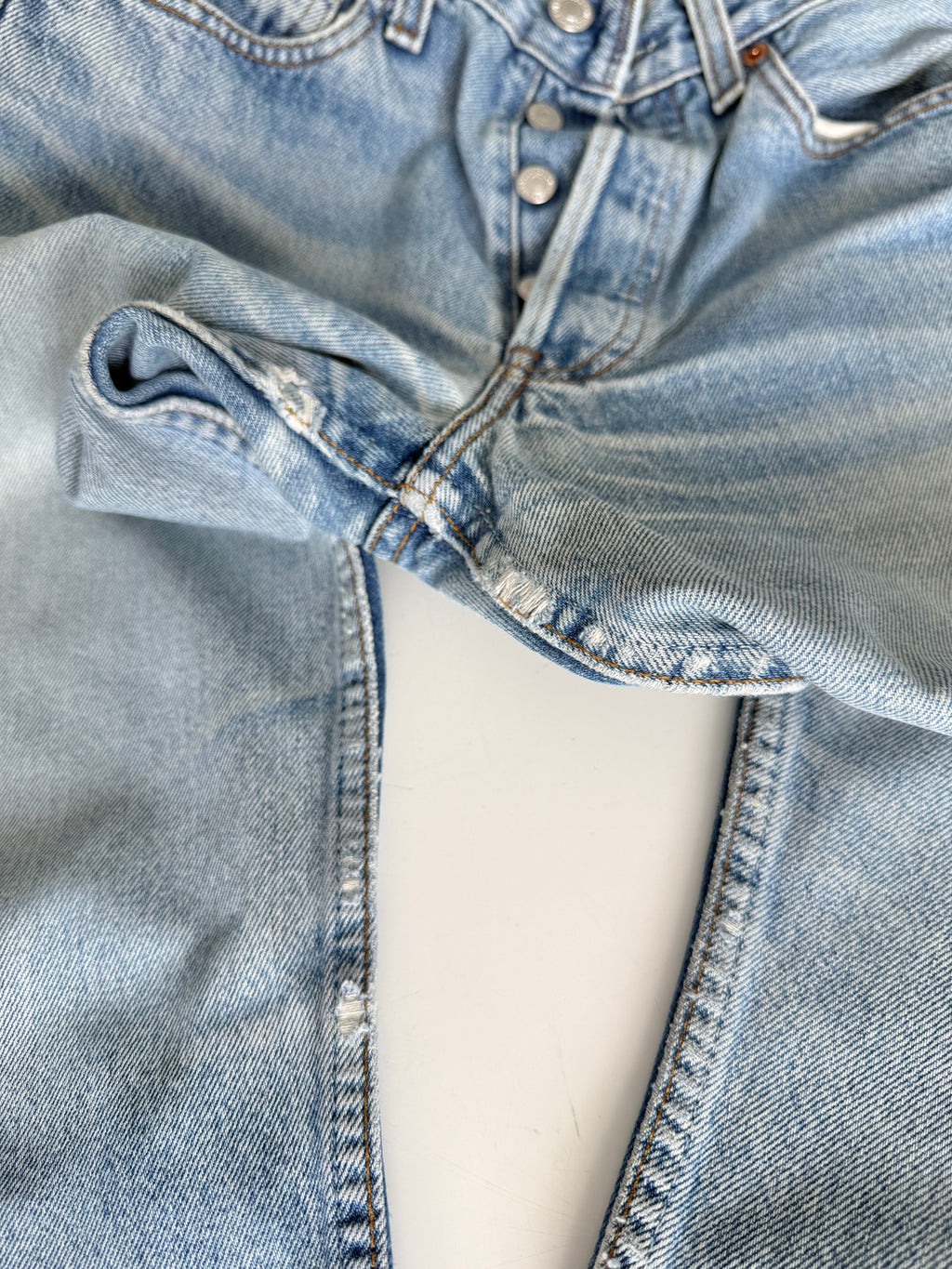 Soft W26 L29 vintage Levis 501 25/26” measured unique faded blue denim Y2K  Levi’s 501s