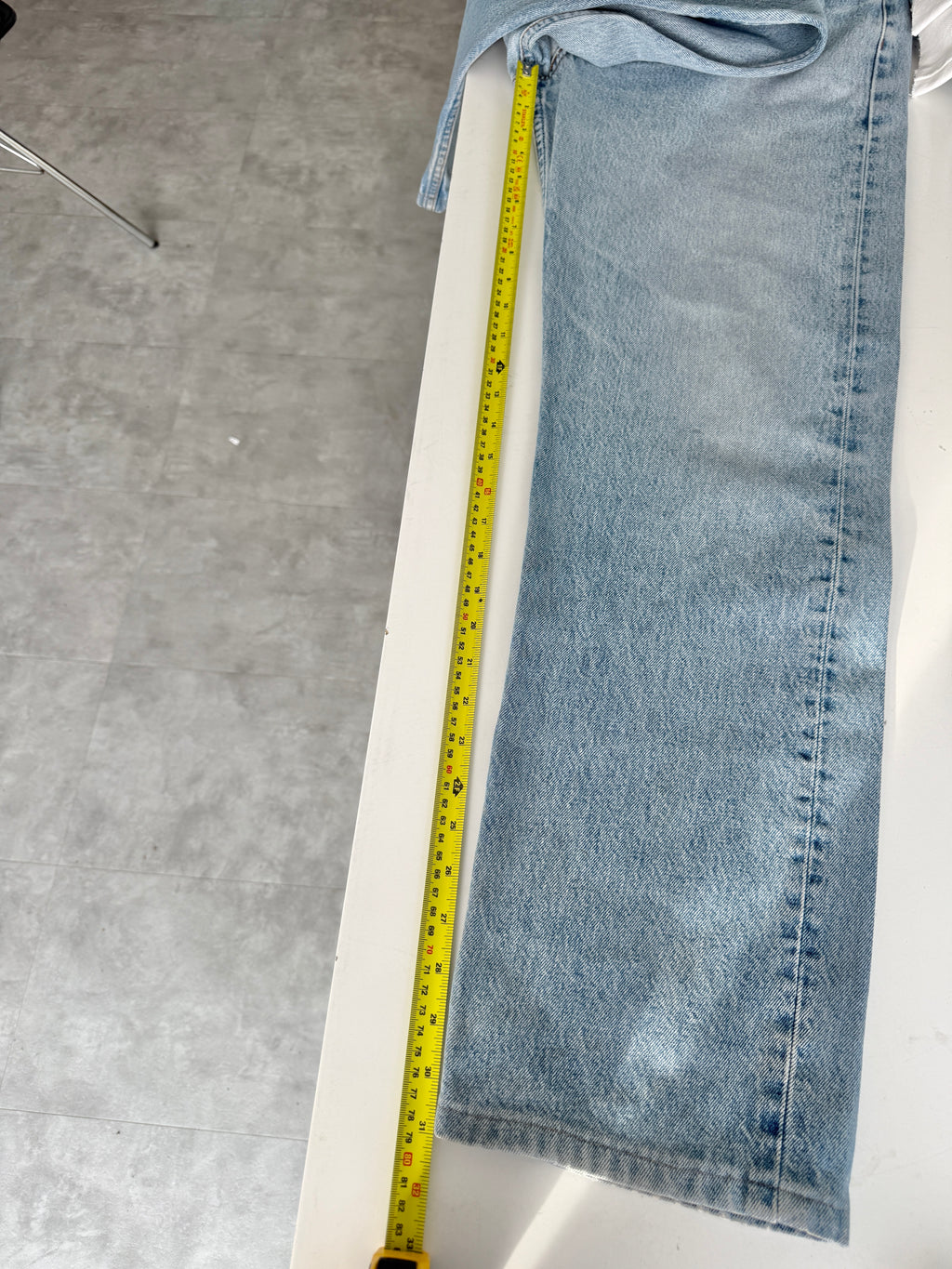 W34 L31 vintage Levis 501 light blue faded  33/34” measured waist 90s 501s