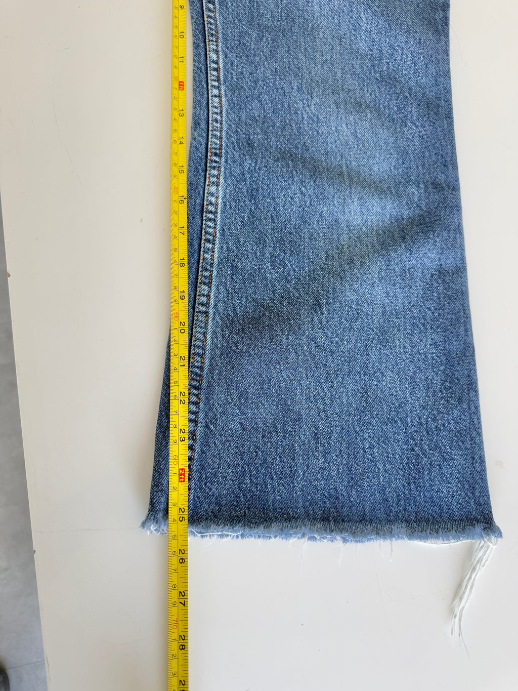 W28 L25 vintage Levis 517 28” measured dark blue 90s Levi’s 517s