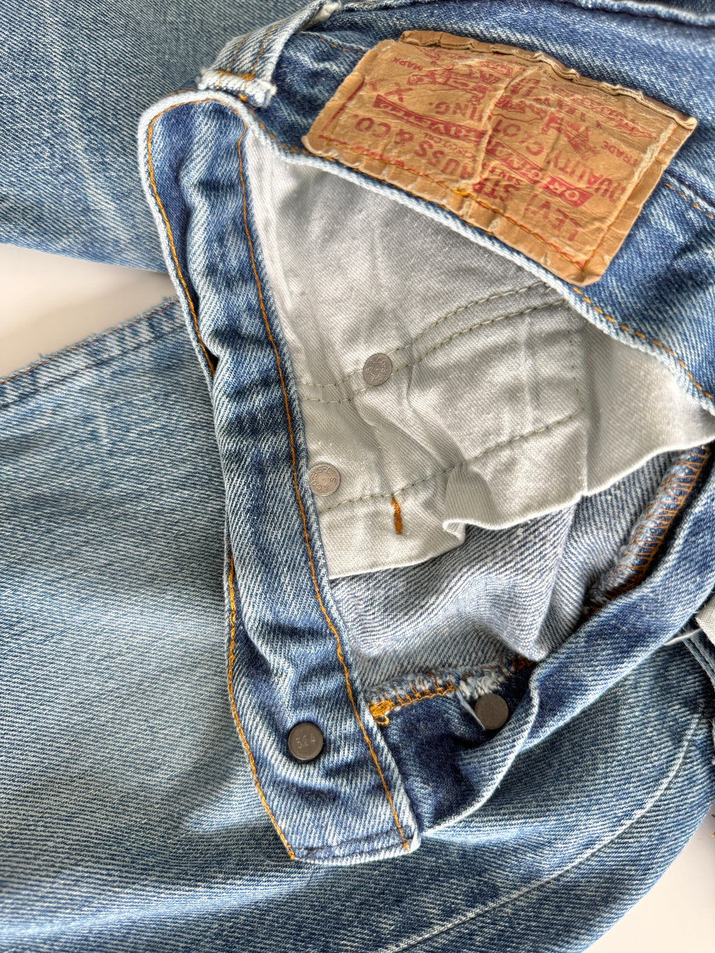 W30 L30 vintage Levis 501 29/30” measured dark faded blue 80sUSA Levi’s 501s