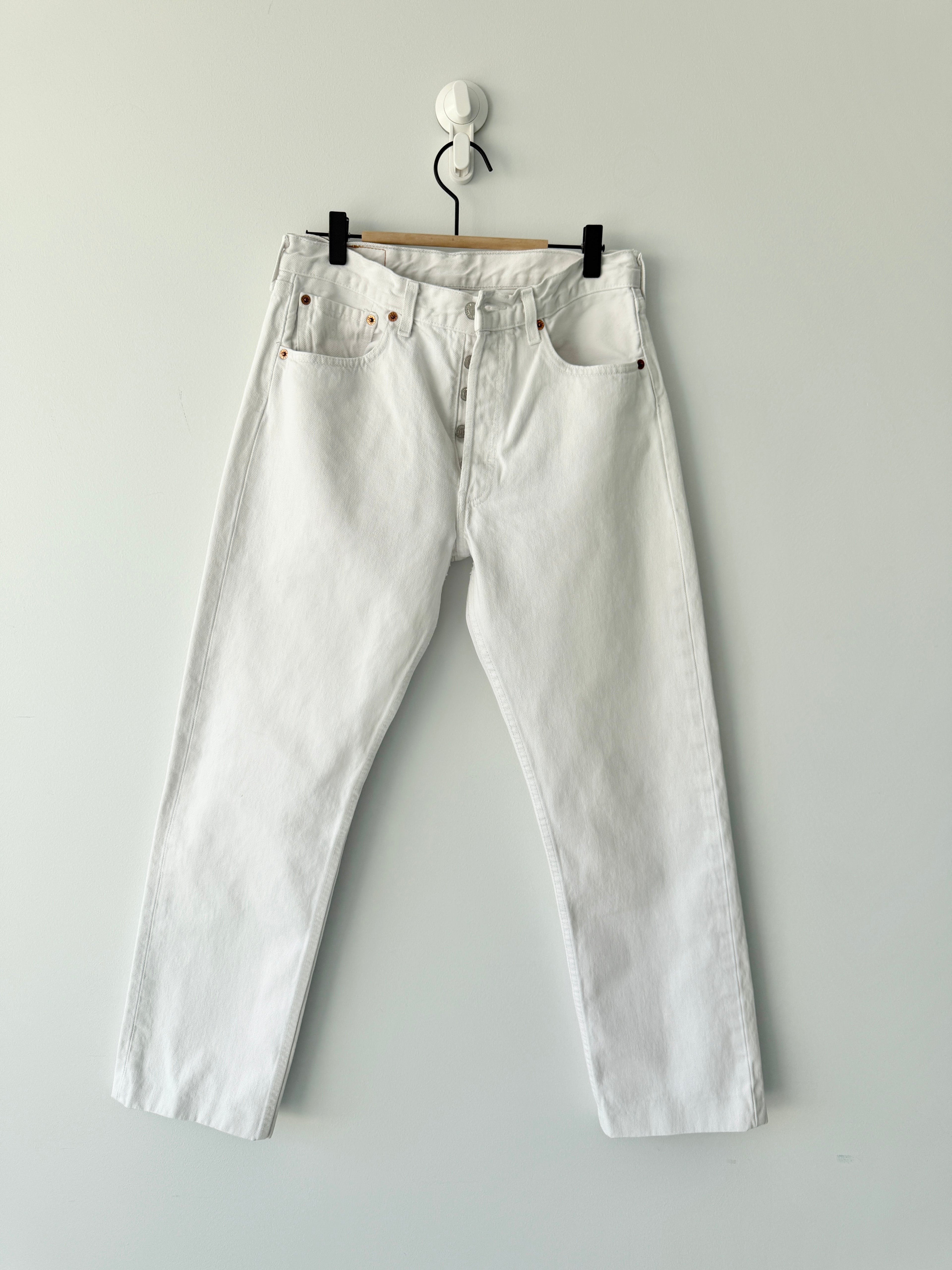 W29 L27 vintage Levis 501 28-29”” measured white denim 90s 501s
