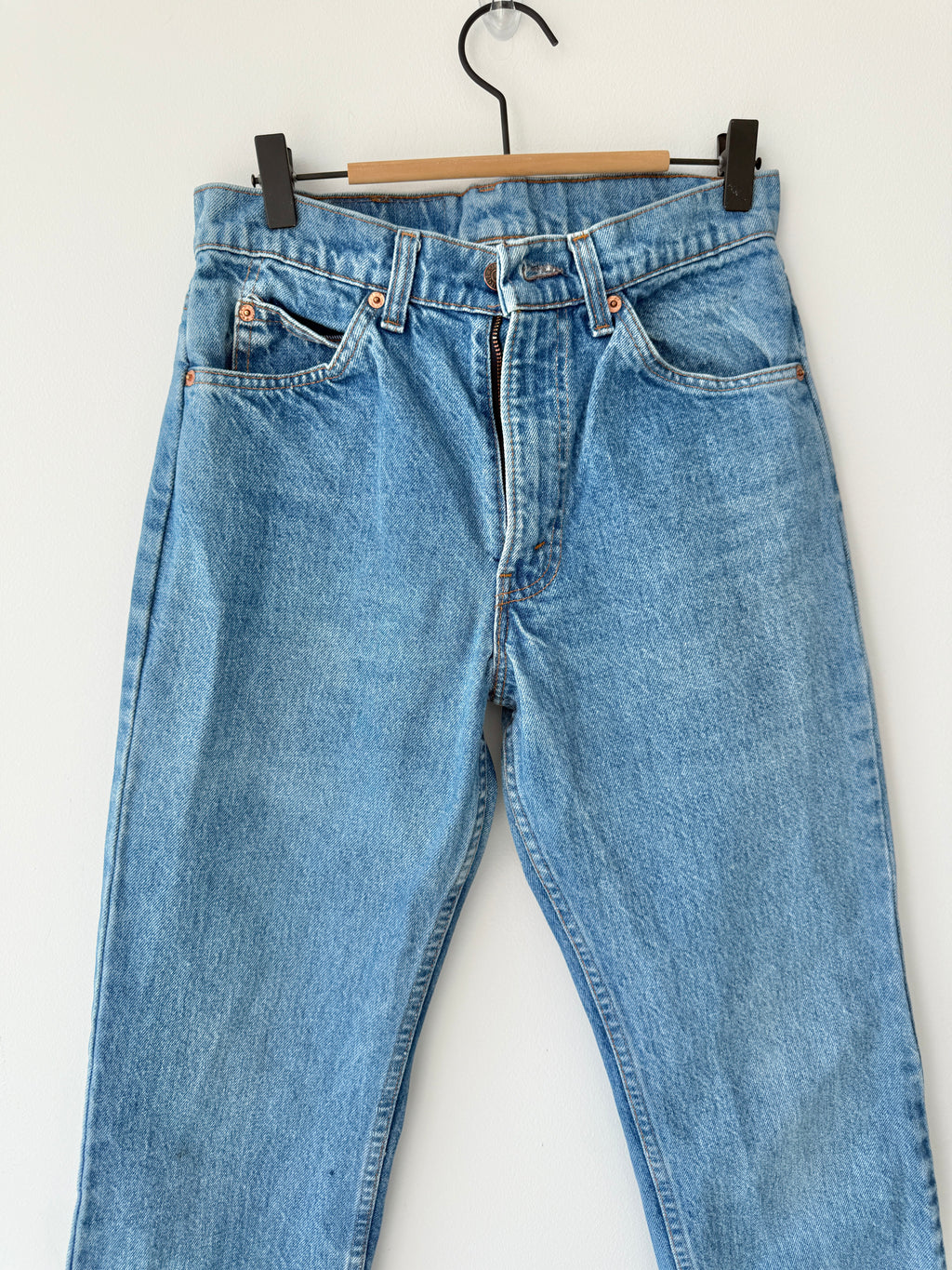 W27 L31 vintage Levis 509 27” measured medium blue faded  80/90s 509s