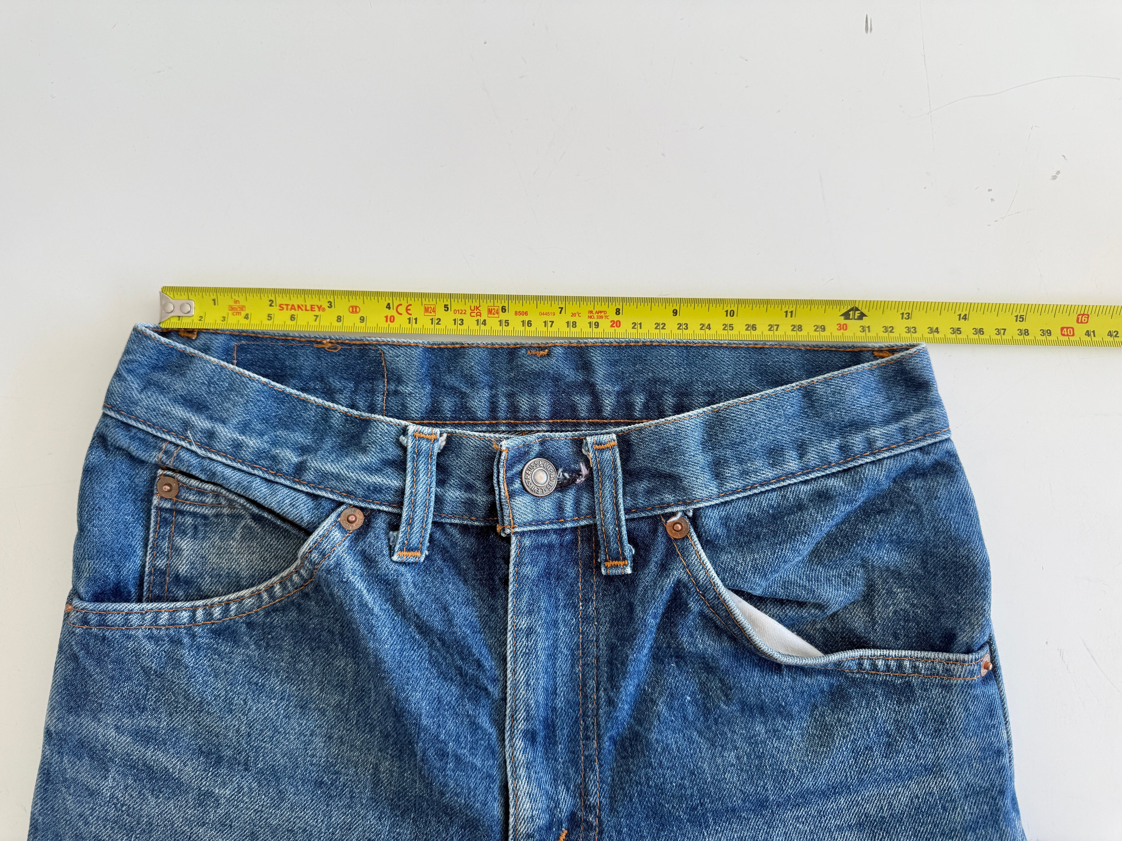 W26 L30 vintage Levis 630 26” measured light faded blue 80s Levi’s 630’s