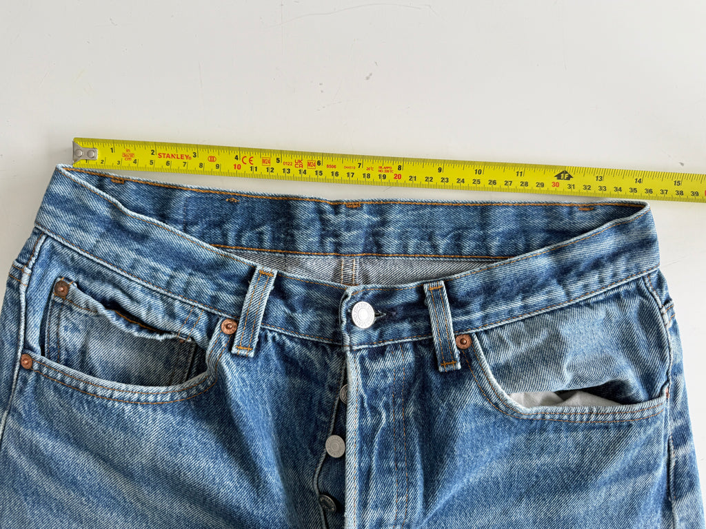 W29 L29 vintage Levis 501 dark faded blue 28/29” measured waist 501s 90s USA