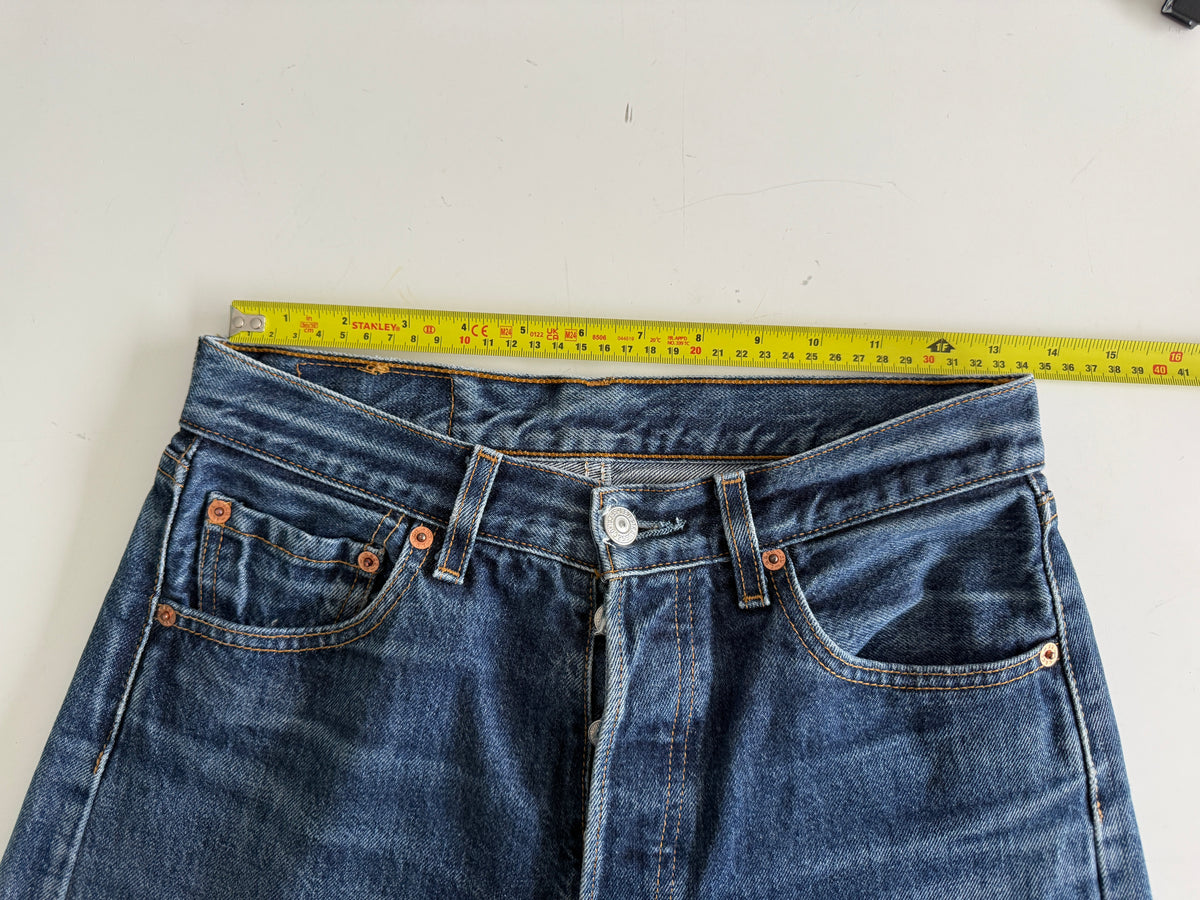 W27 L32 vintage Levis 501s 26/27” measured indigo blue faded  90s 501s