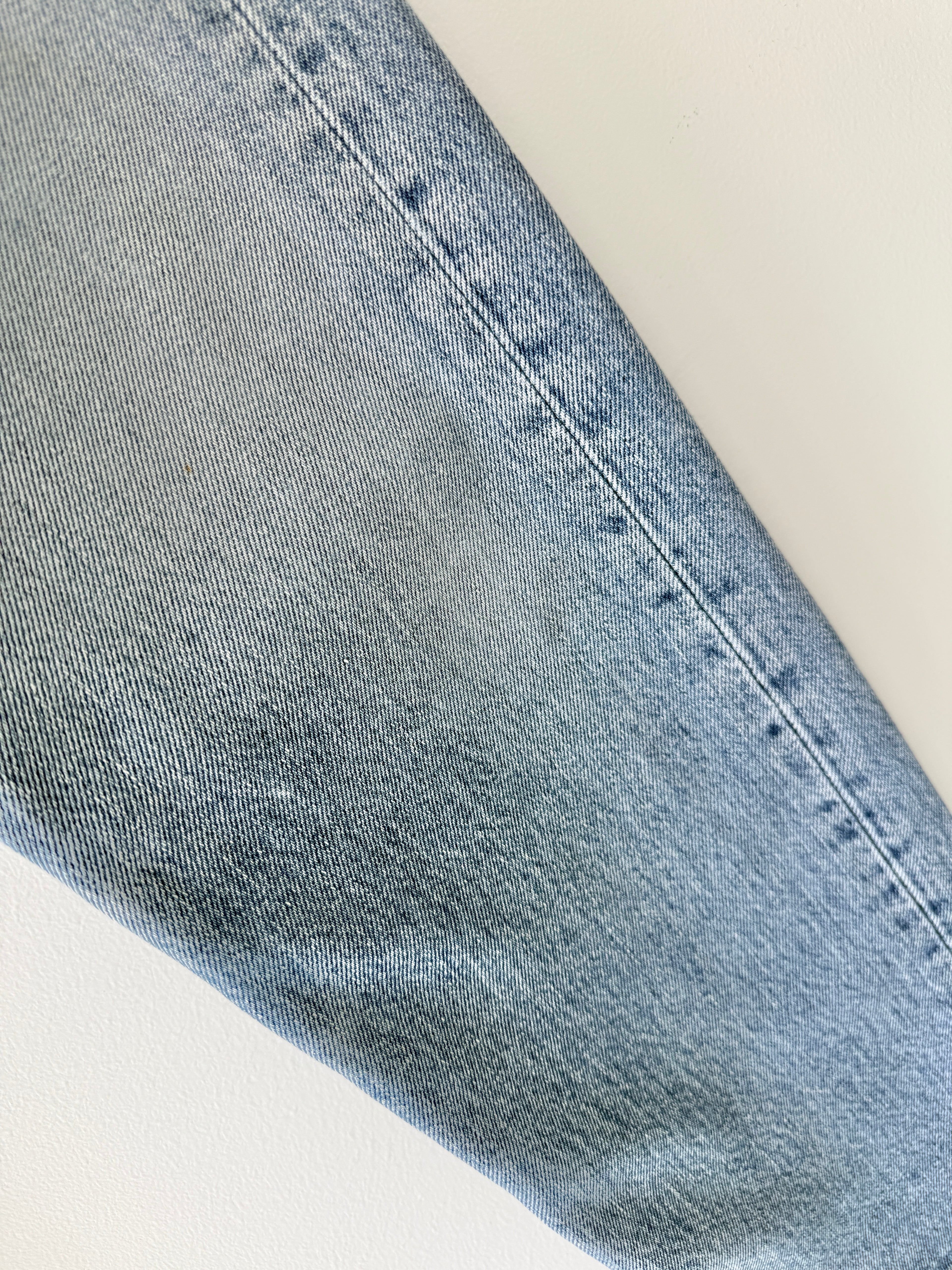 W26 L29 vintage Levis 501s 25/26” light medium blue denim Levi’s 501s 90s USA