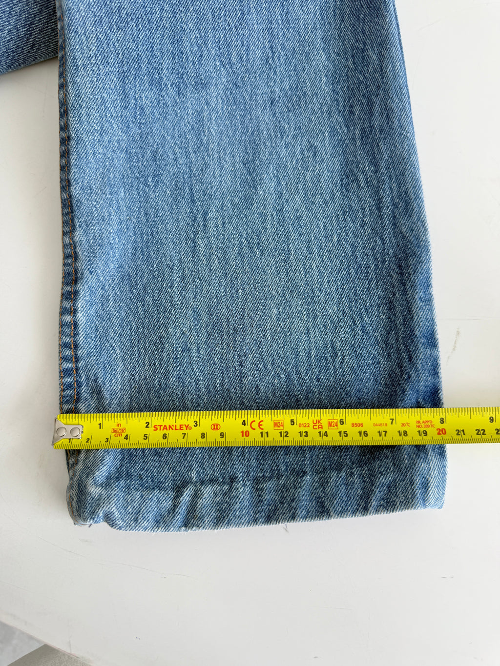 W30 L29 vintage Levis 603 30”measured medium blue 80s 603s