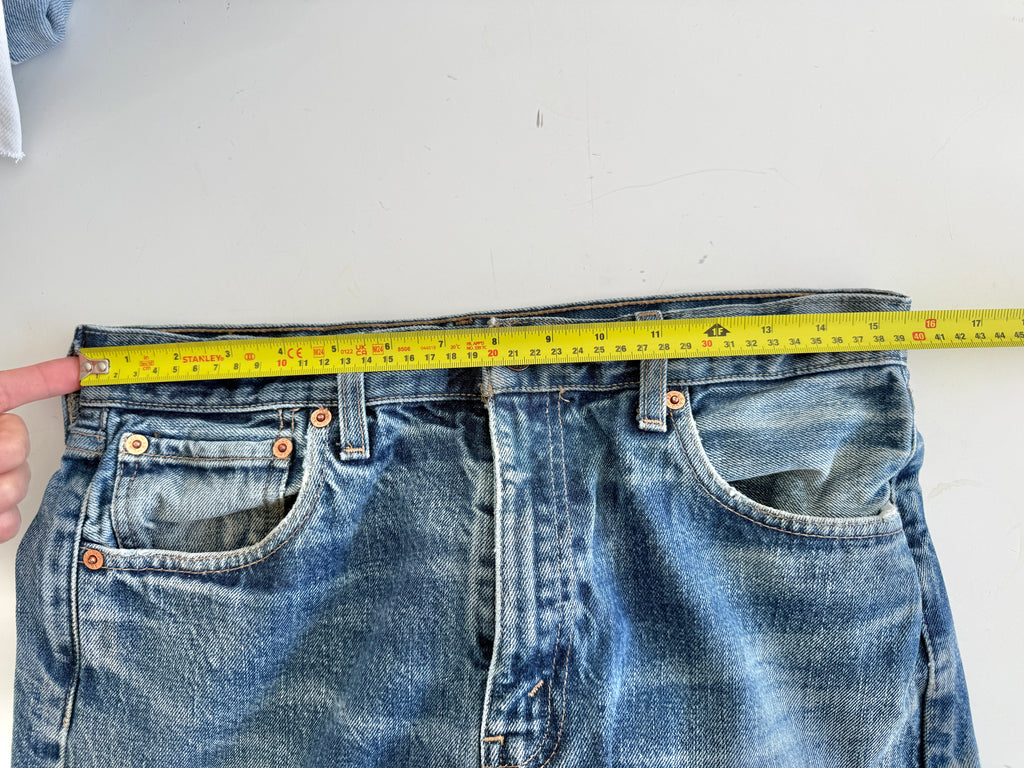 W30 L30 vintage Levis 505 29/30” measured waist 90s 505s