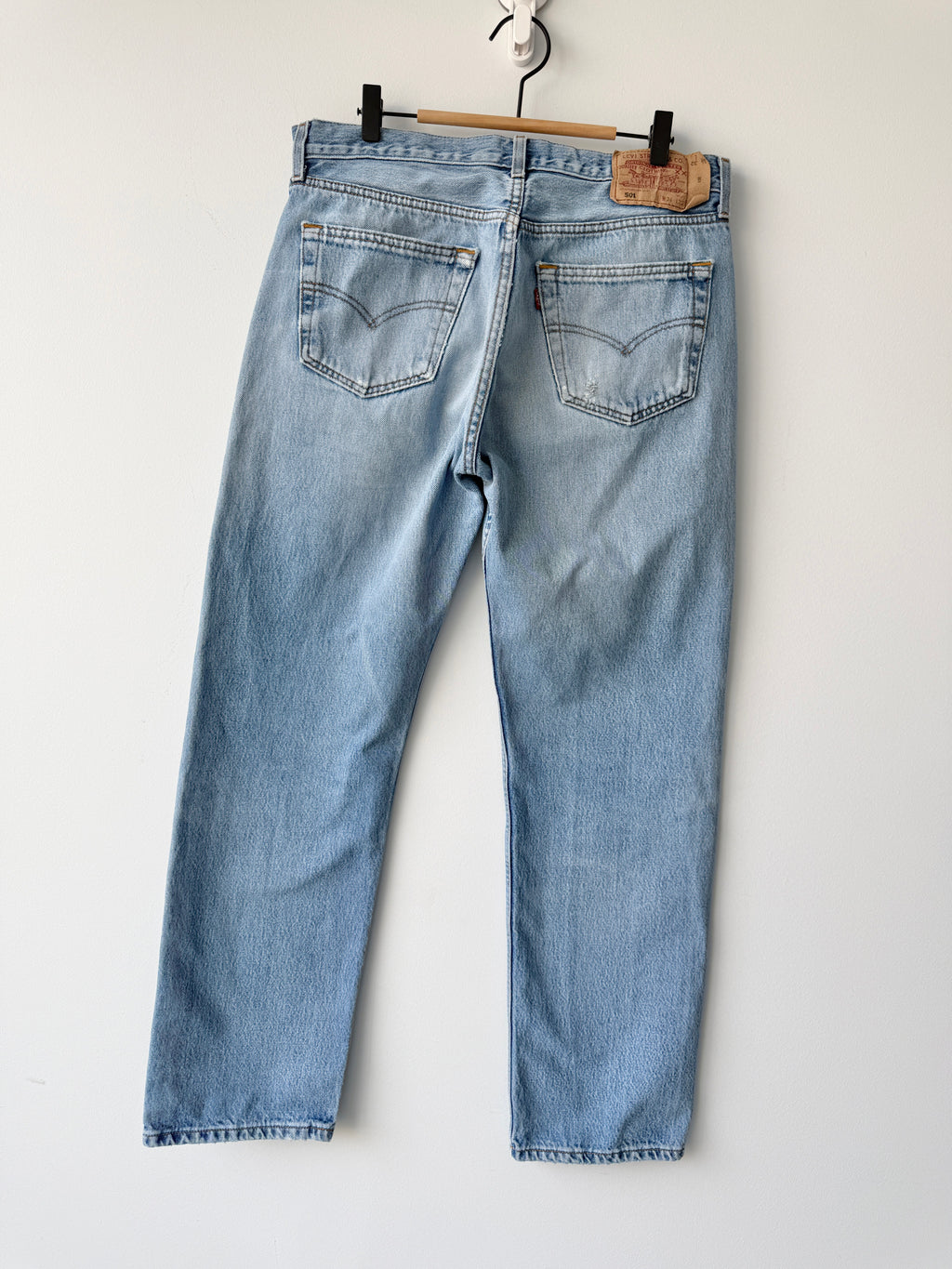 W31 L30 vintage Levis 501 30/31” measured light blue denim faded blue y2k levi’s 501s