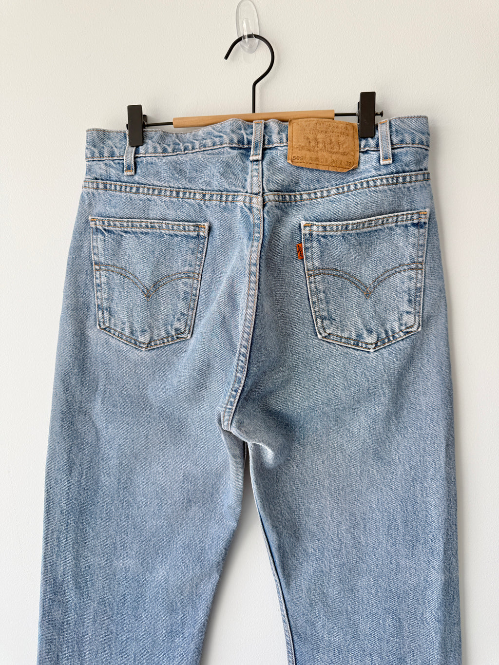 W31 L31 vintage Levis 505 30/32” measured waist medium blue faded  90s 505s