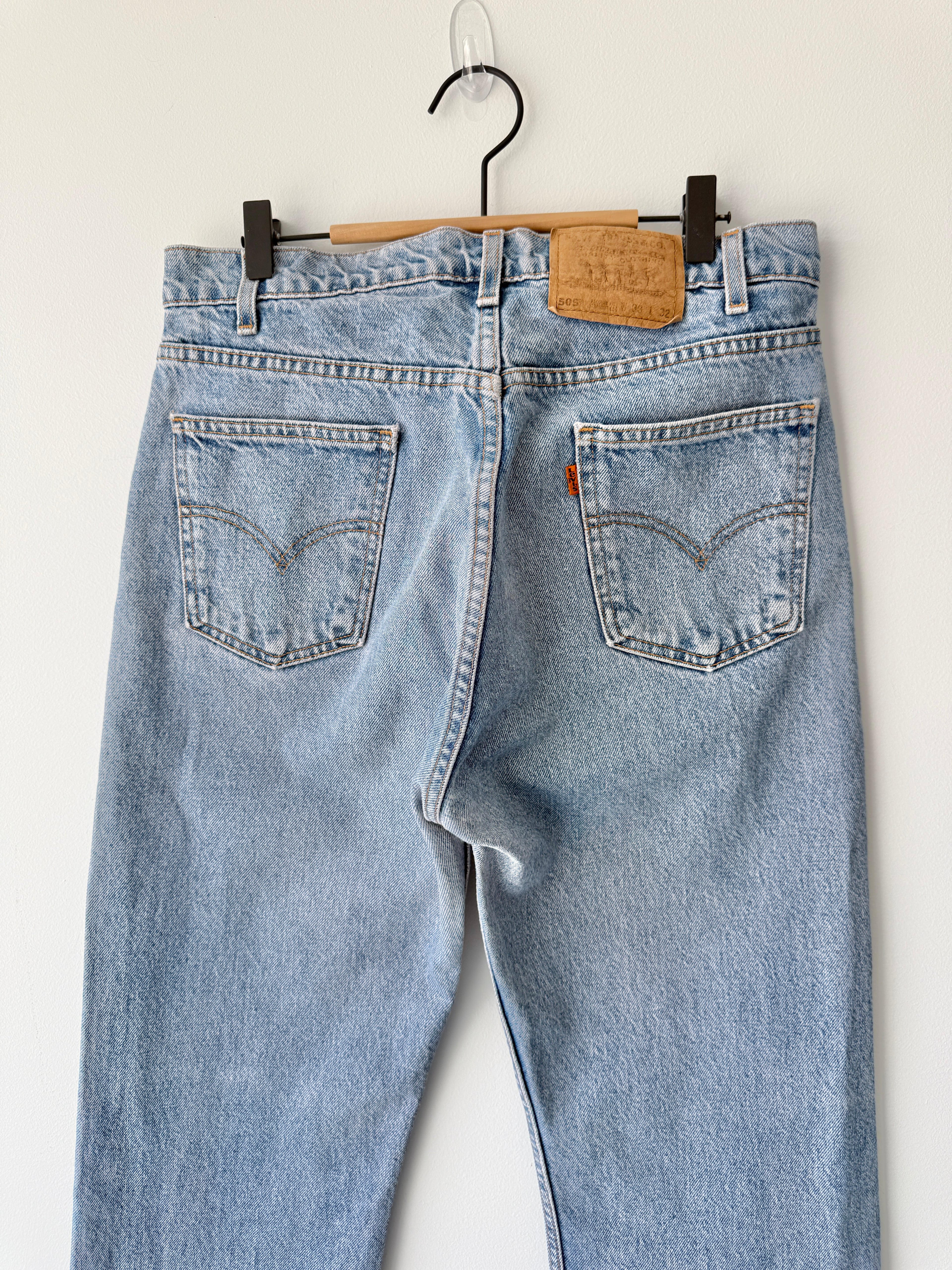 W31 L31 vintage Levis 505 30/32” measured waist medium blue faded  90s 505s