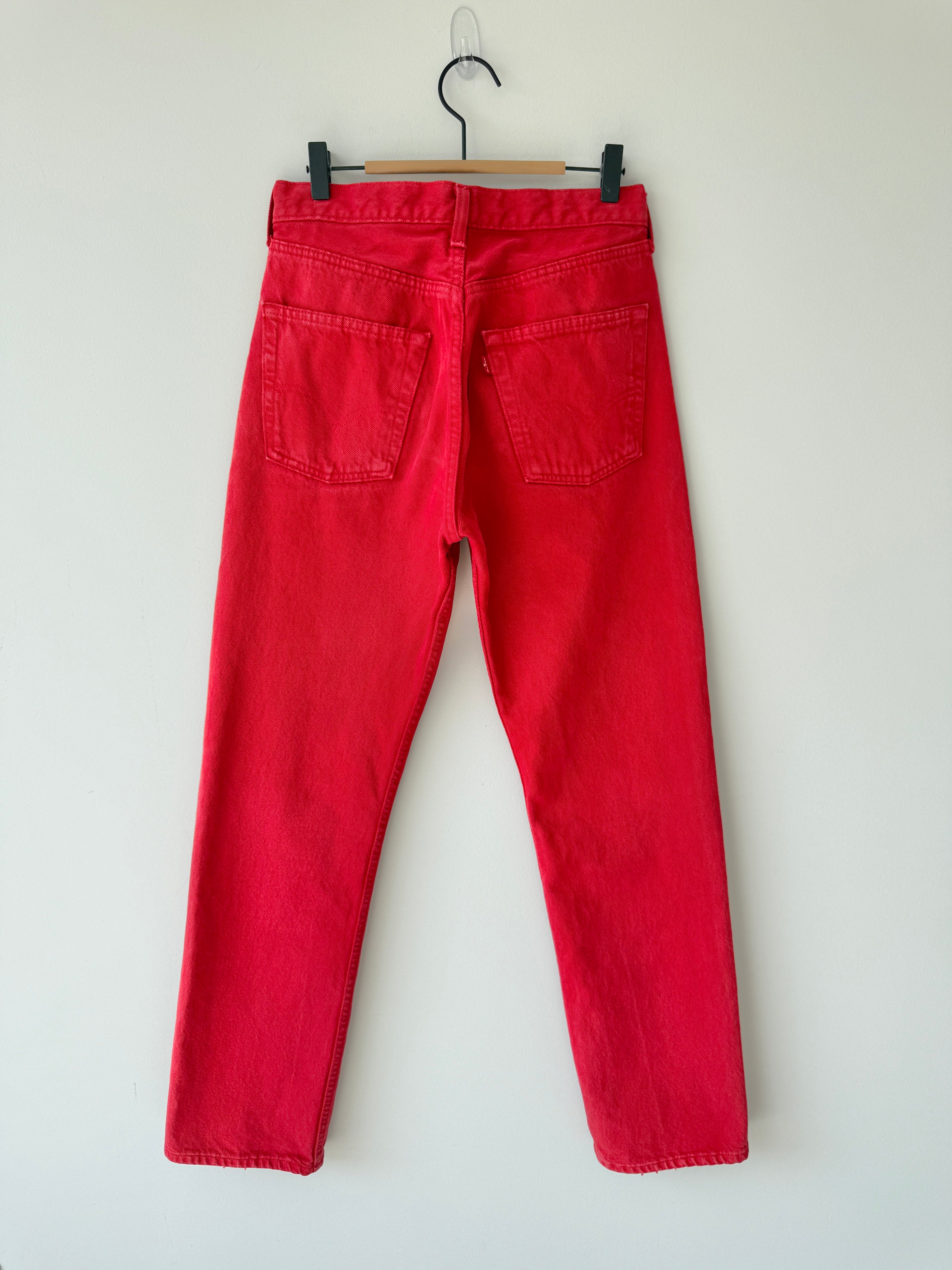 W29 L32 vintage Levis 501 28/29” measured waist red 90s 501s