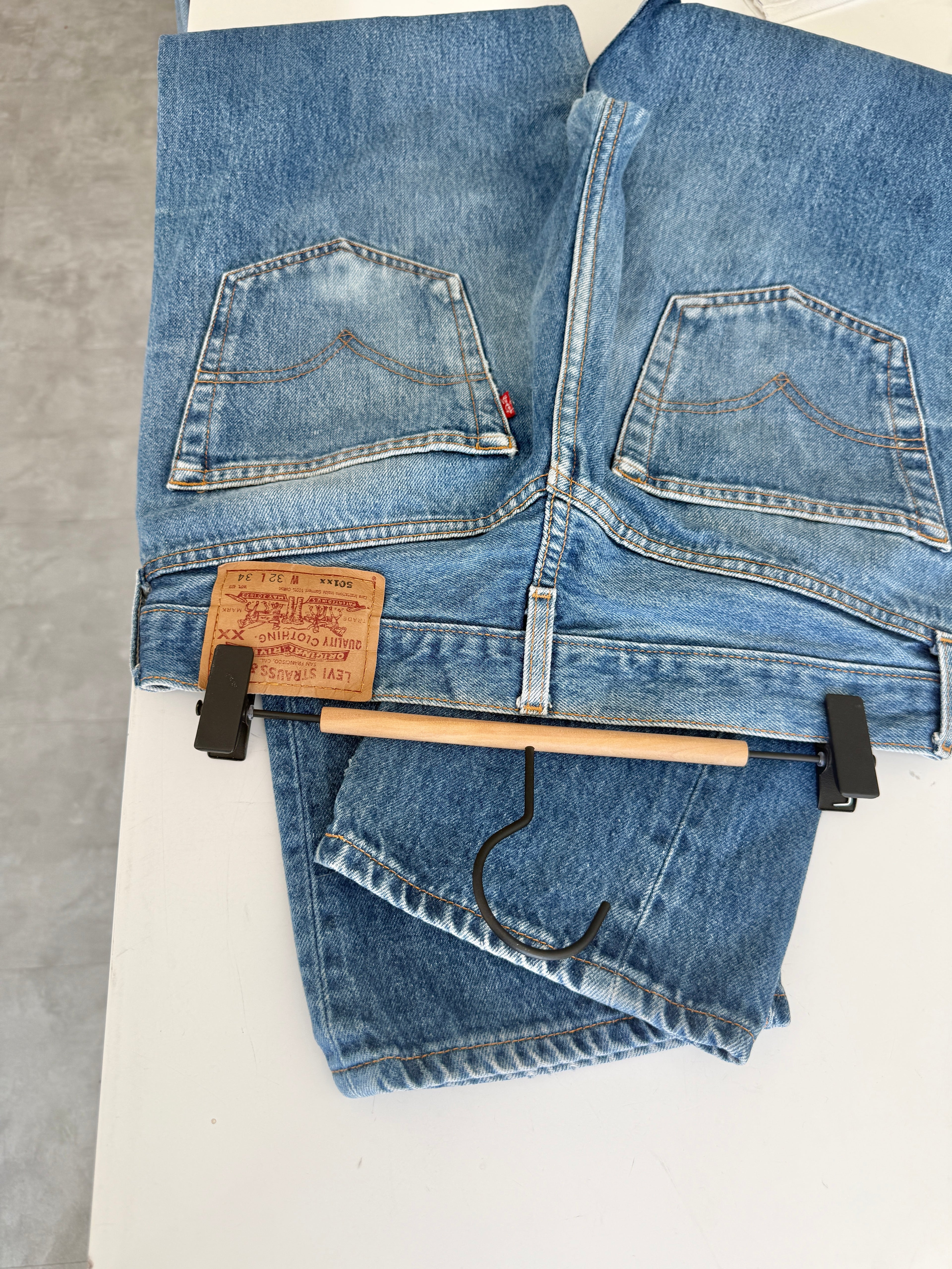 W30 L31 vintage Levis 501xx 29/30” measured waist dark faded blue 501s 90s