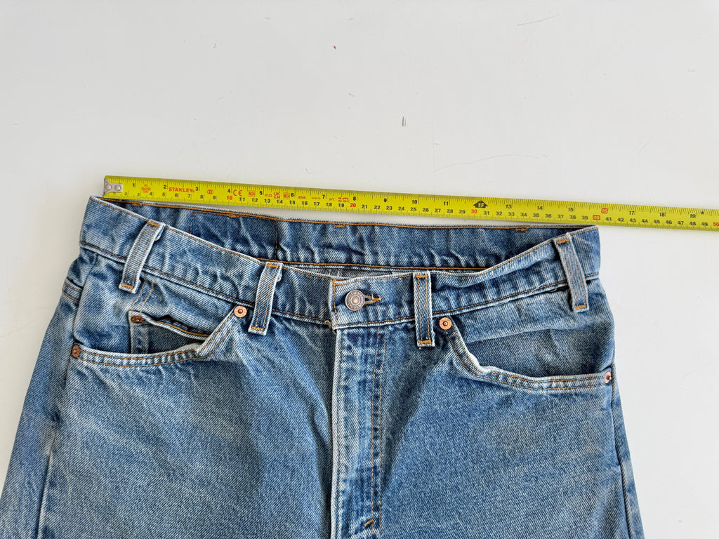 W32 L29 vintage Levis 505 31/32” measured waist dark fade blue faded  90s orange tag USA 505s