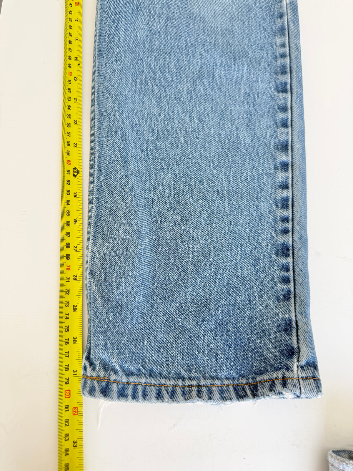 W36 L31 vintage Levis 505 medium blue 35/37” measured waist 501s 90s USA