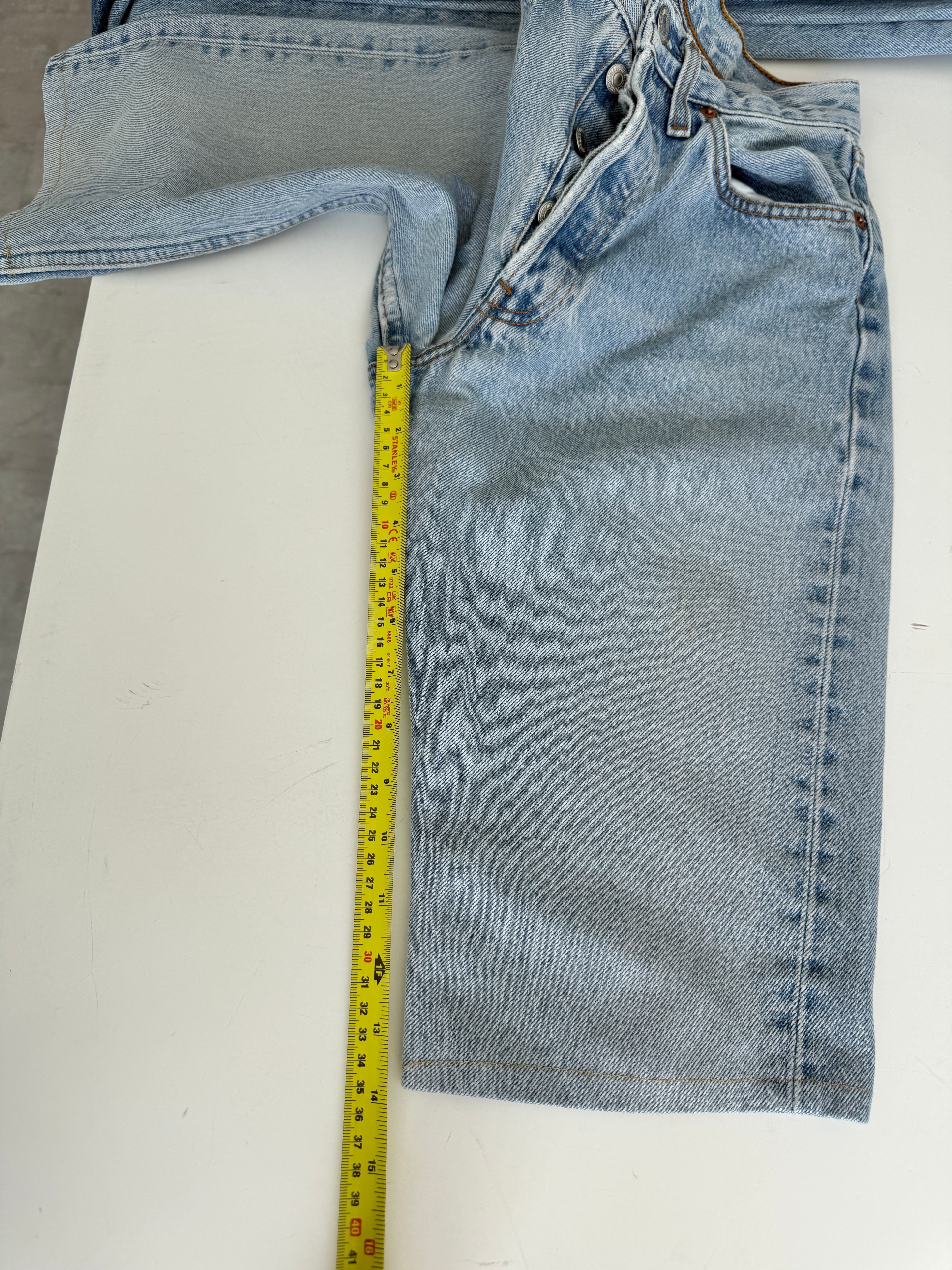 Soft shorts W25 L13 vintage Levis 501 24/25” measured waist light faded blue 501s amazing fade 90s denim