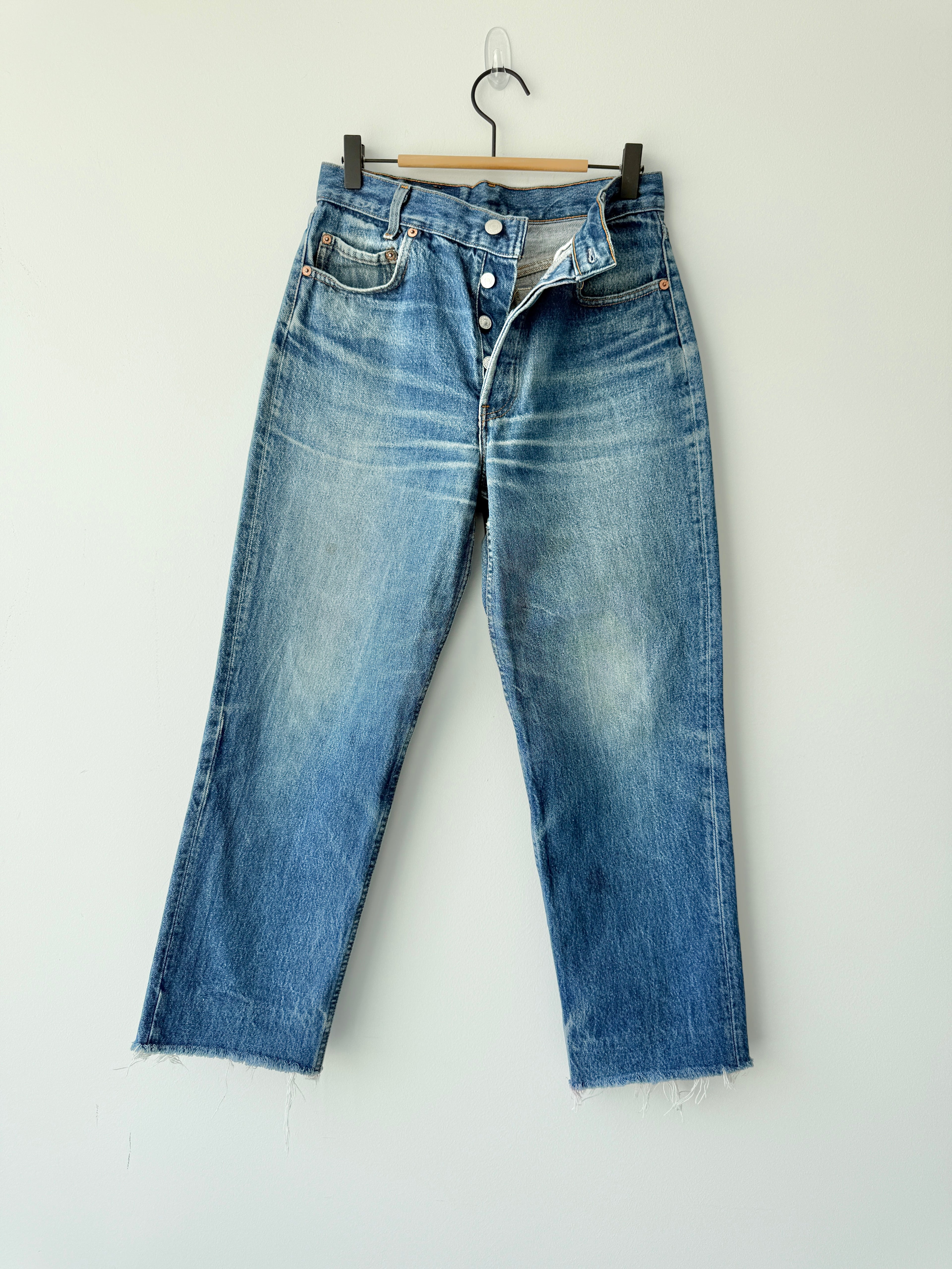 W28 L26 vintage Levis 501s 28” dark raw blue faded blue Levi’s 501 student fit early 90s