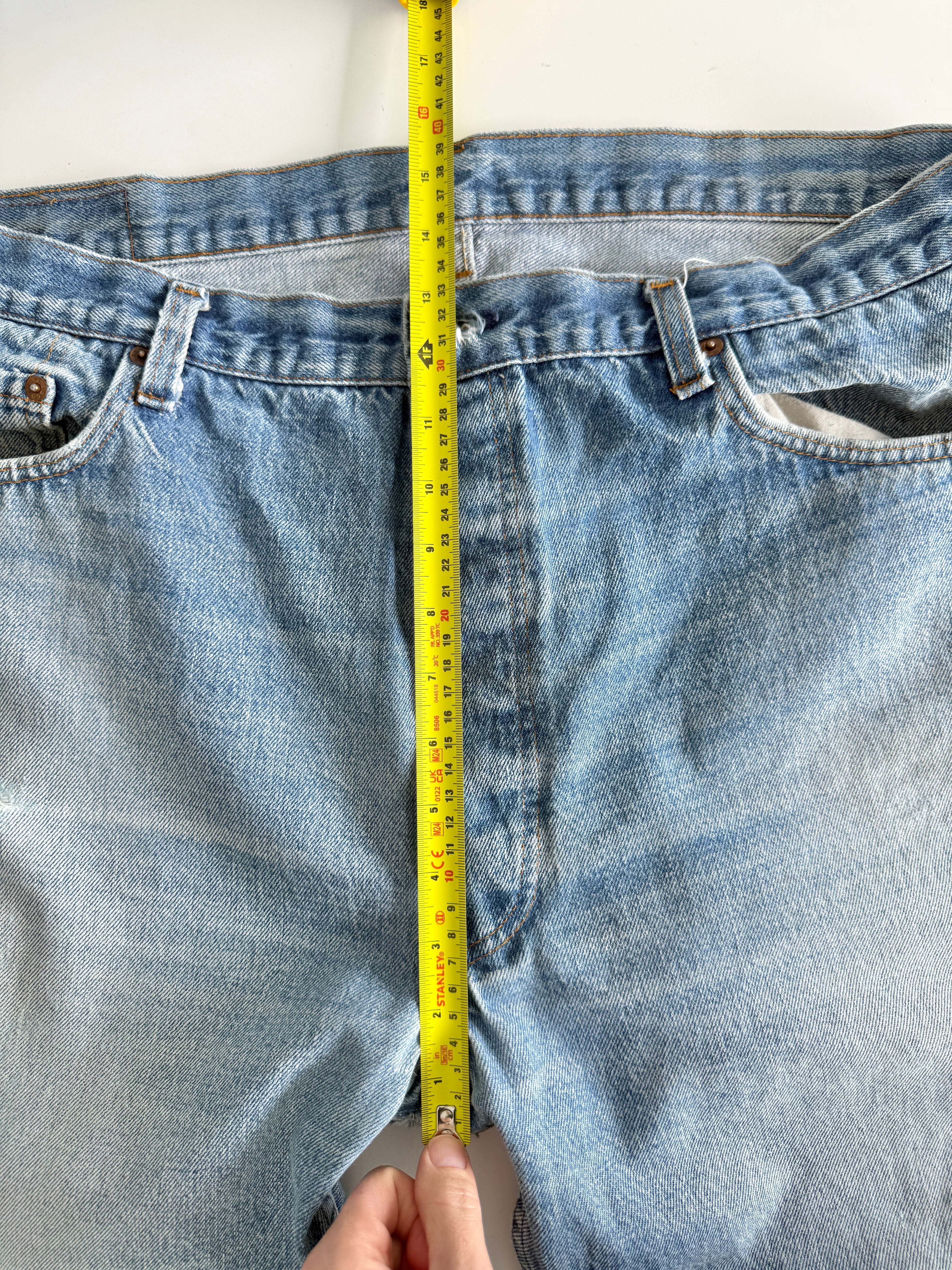 W38 L32 vintage Levis 501s 37/38” measured medium light medium fade denim Levi’s 501s 80s USA