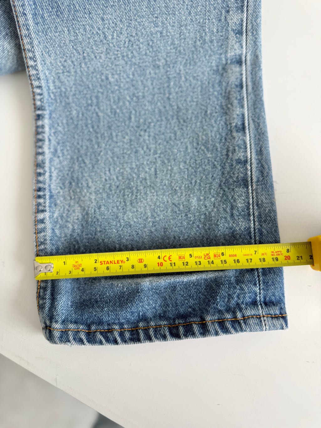Soft W29 L34 vintage Levis 501 28/29” measured unique faded blue denim 90s USA Levi’s 501s