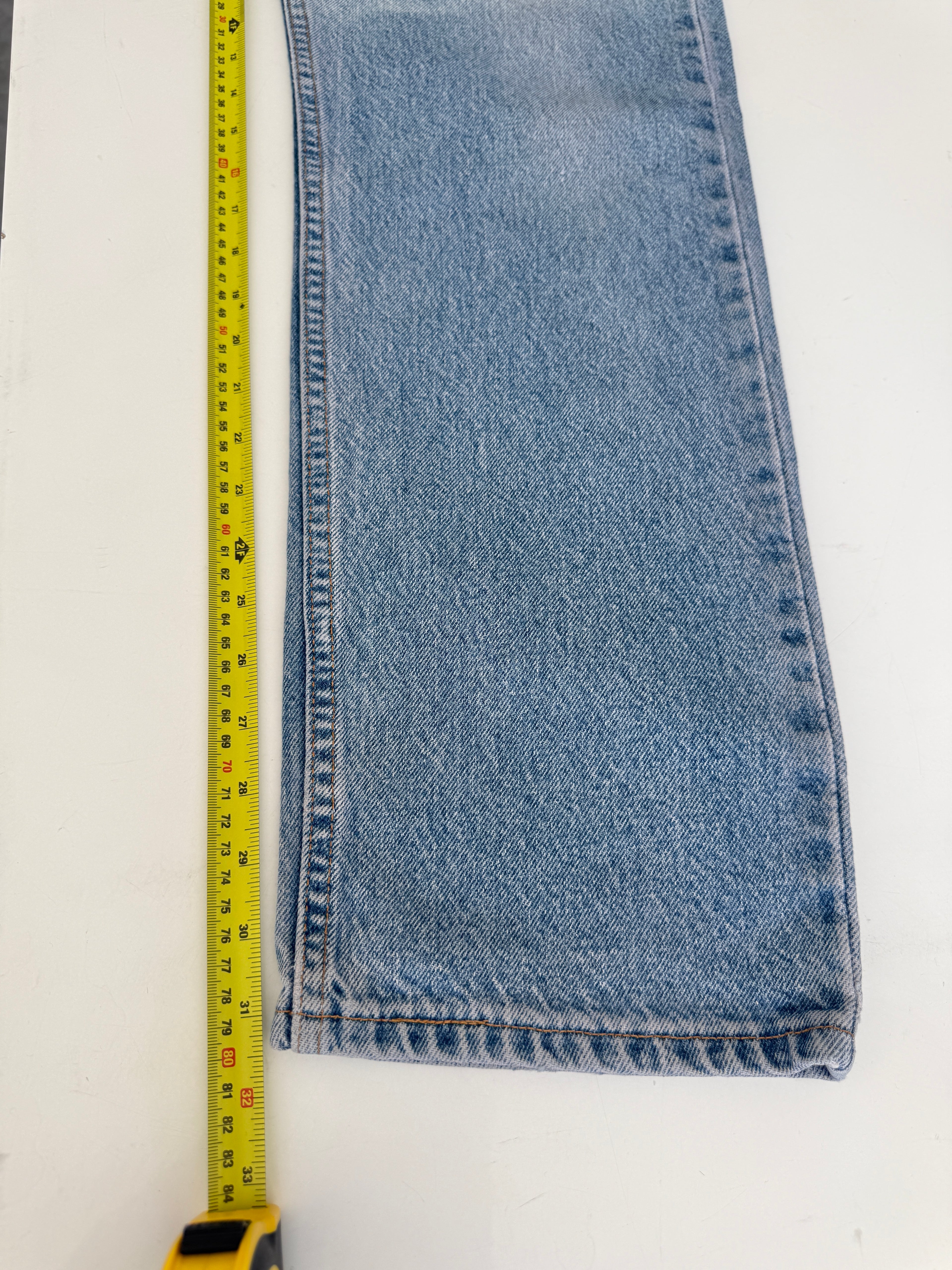 W31 L31 vintage Levis 505 30/32” measured waist medium blue faded  90s 505s