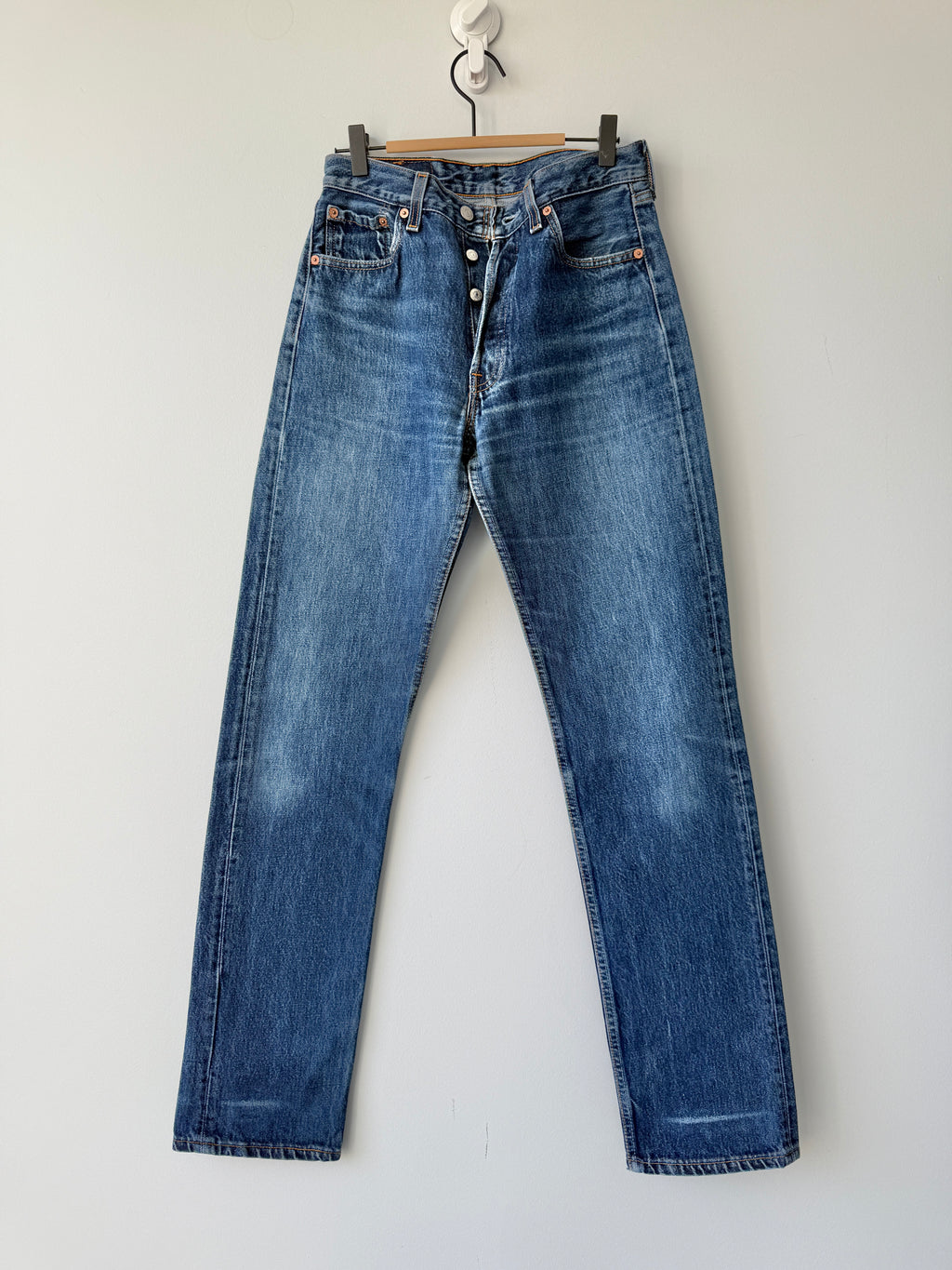 W27 L33 vintage Levis 501 26-27” dark f blue 90s Levi’s 501s USA