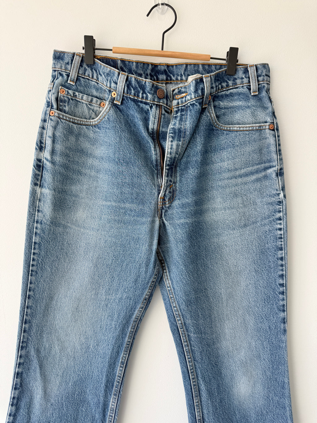 W33 L31 vintage Levis 517 33” measured waist medium faded blue 90s 517s