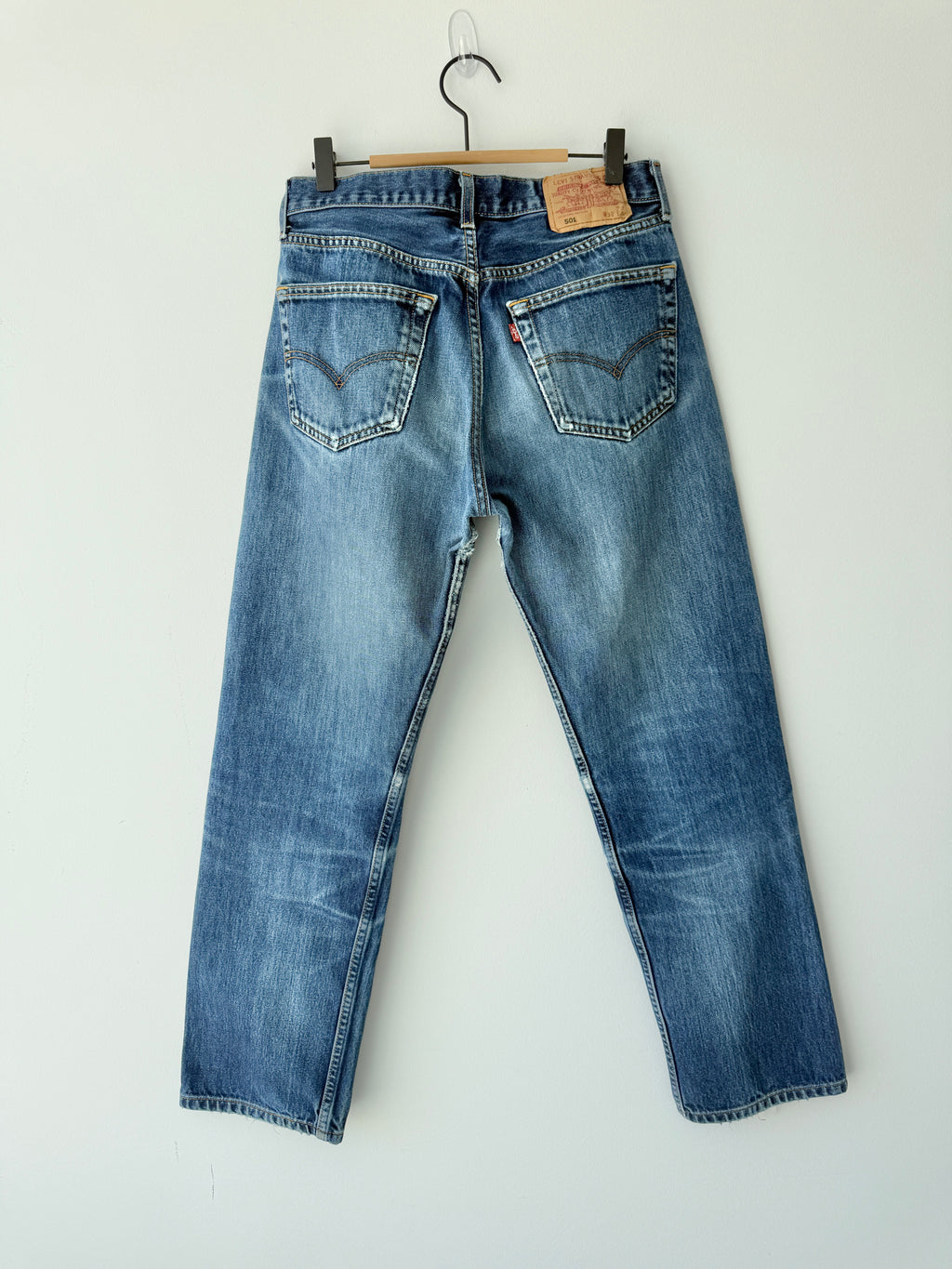 W29 L28 vintage Levis 501s 28/29” measured waist indigo faded blue Y2K  501s