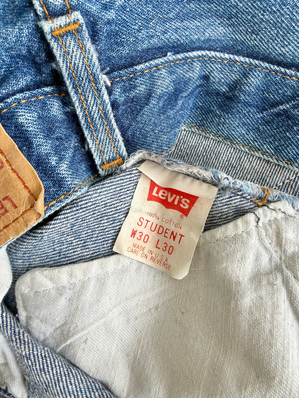 W28 L26 vintage Levis 501s 28” dark raw blue faded blue Levi’s 501 student fit early 90s