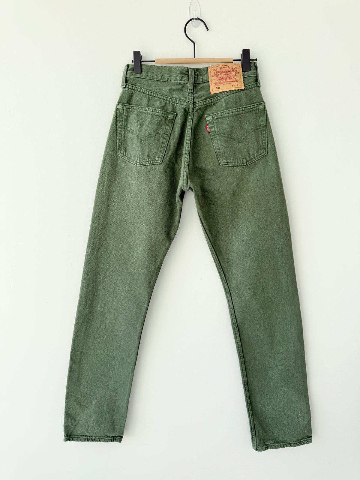 W26 L31 vintage Levis 501 khaki green 25/26” measured waist 501s 90s