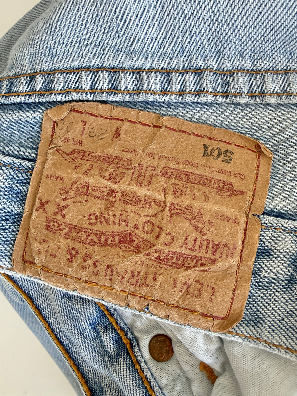 Soft W28 L30 vintage Levis 501s 28” measured light blue 501s 90s USA  distressed