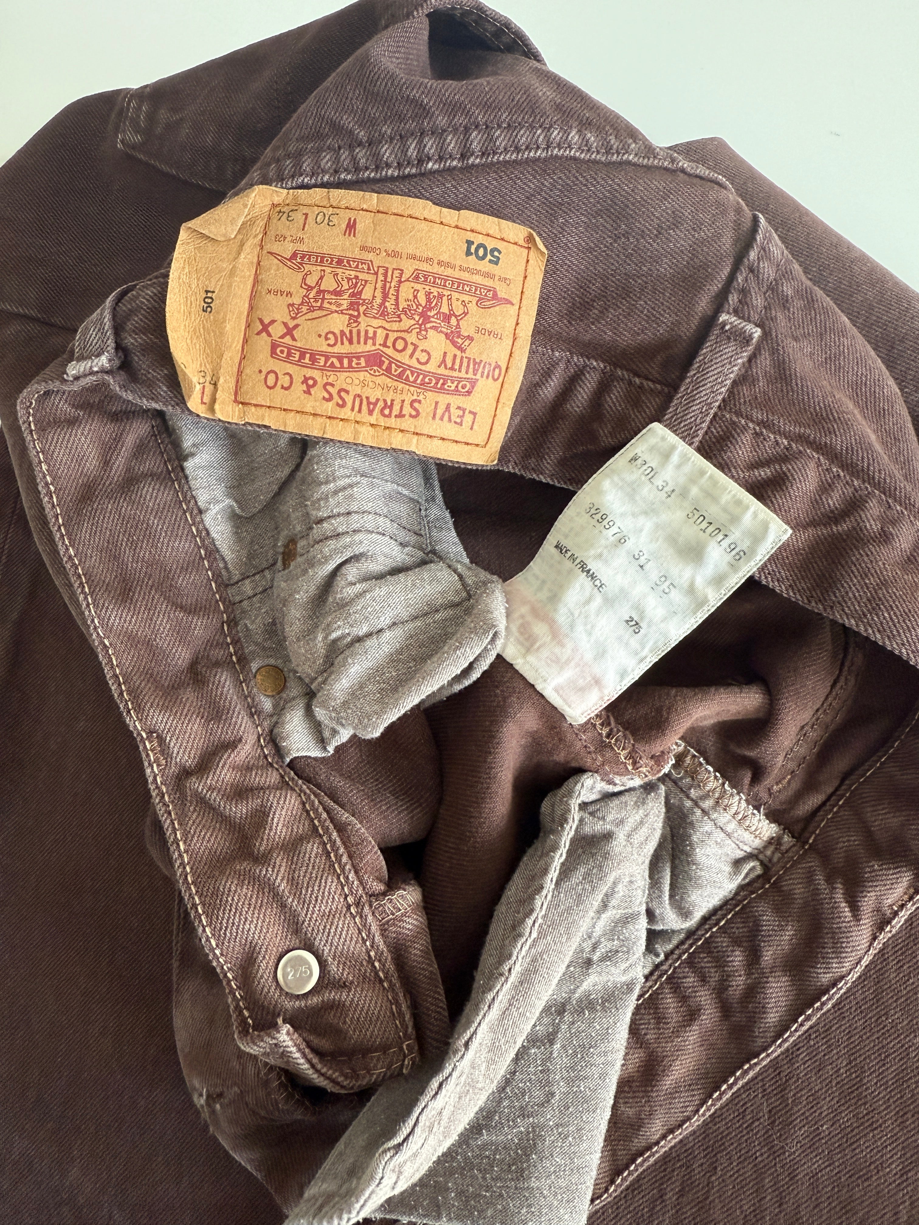 W27 L26 vintage Levis 501 26-27” dark brown 90s Levi’s 501s