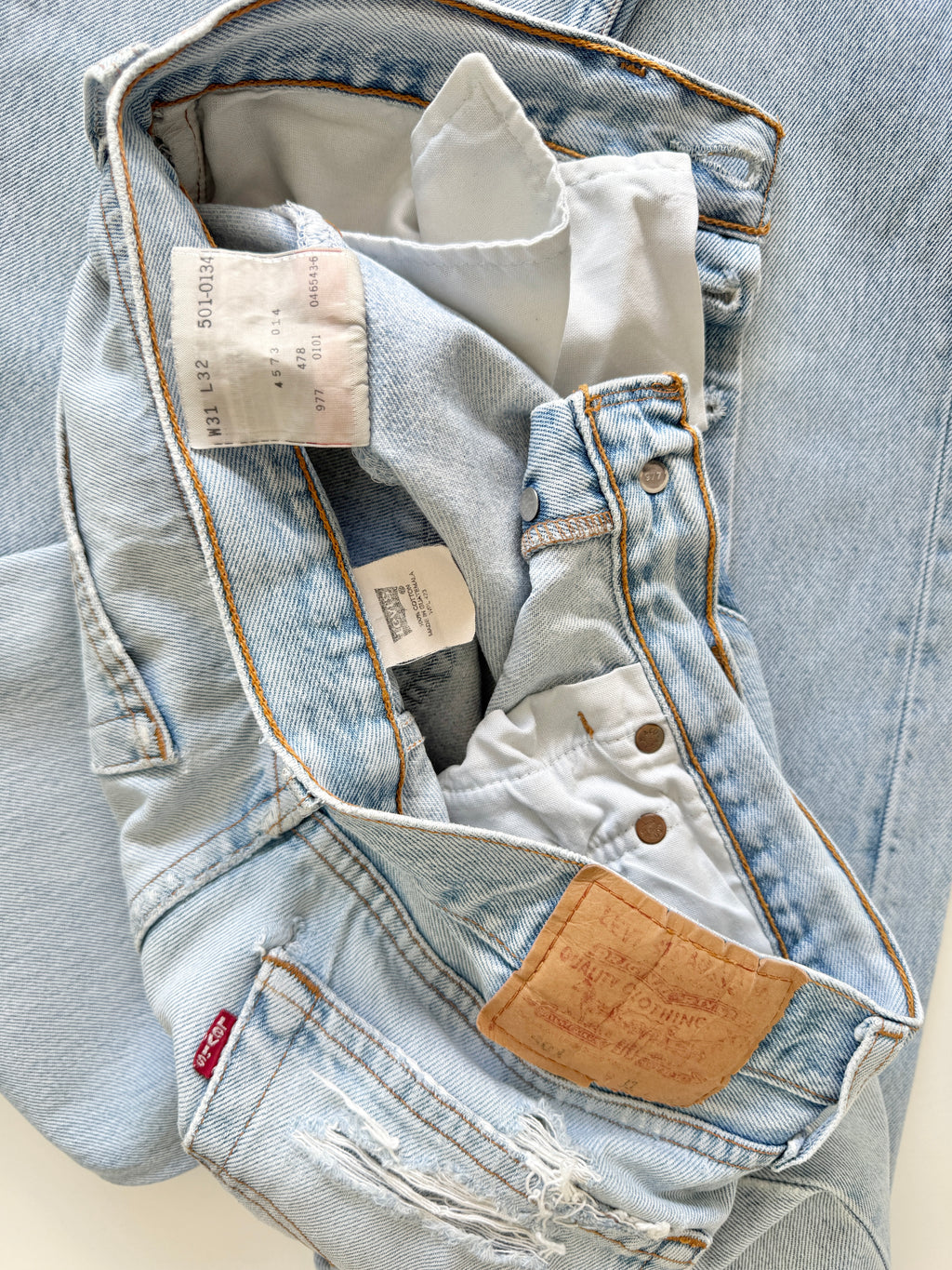 W30 L31 vintage Levis 501 29/30” light blue Levi’s 501s destroyed but beautiful denim