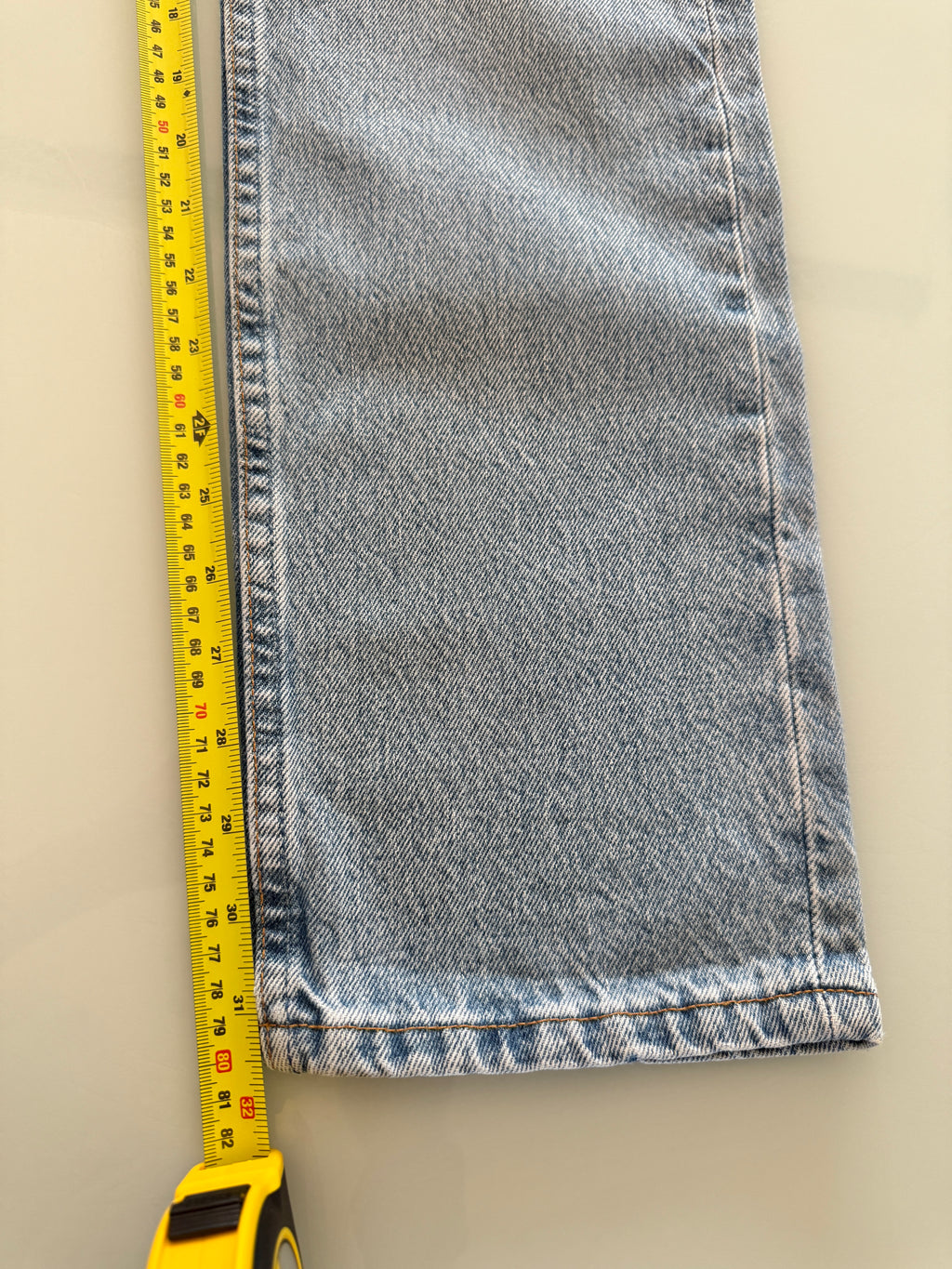 W26 L31 vintage Levis 501 24-26” measured medium blue 90s Levi’s 501s USA