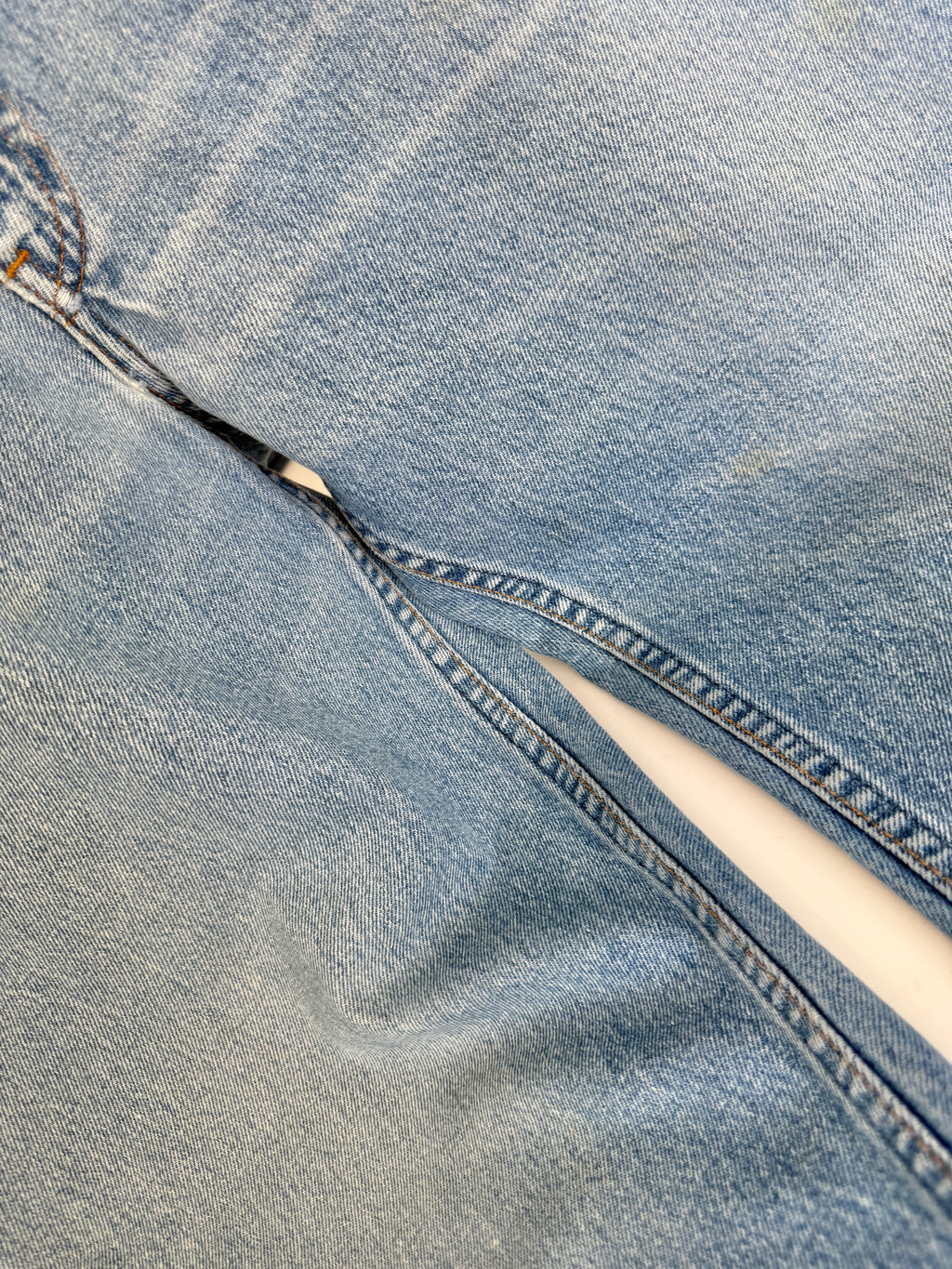 W36 L31 vintage Levis 505 medium blue 35/37” measured waist 501s 90s USA